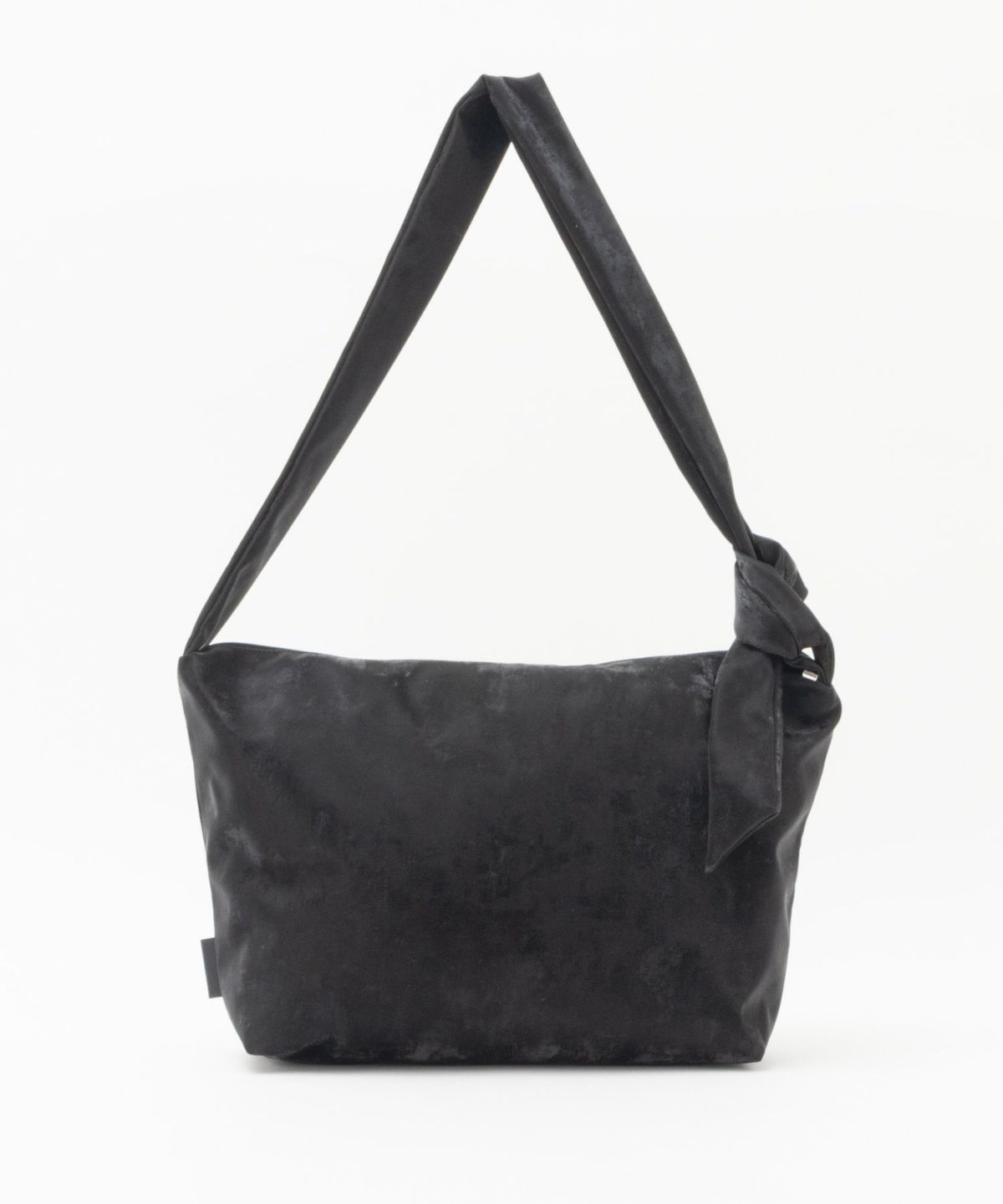 HusHusH ショルダーバッグ