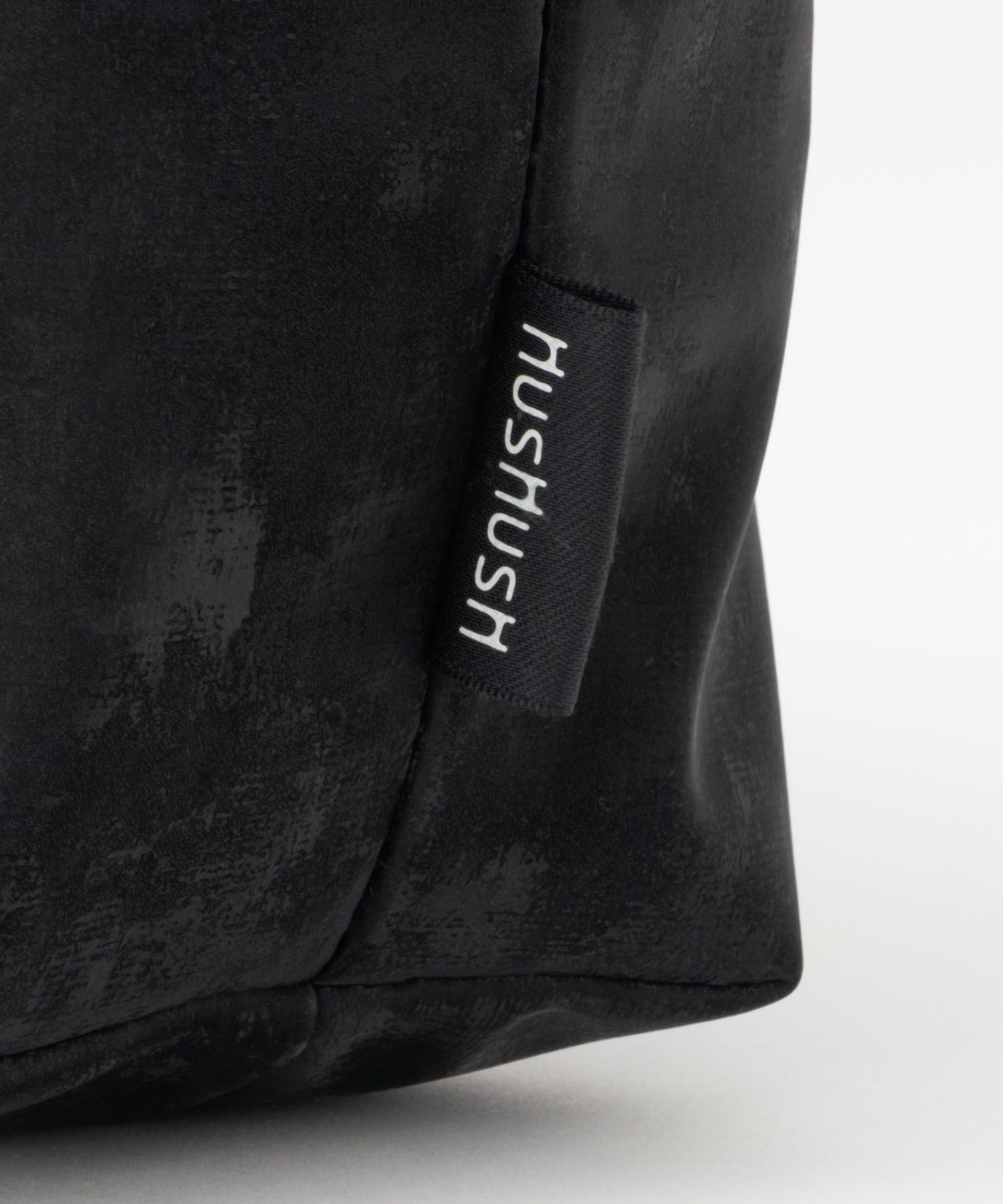HusHusH ショルダーバッグ