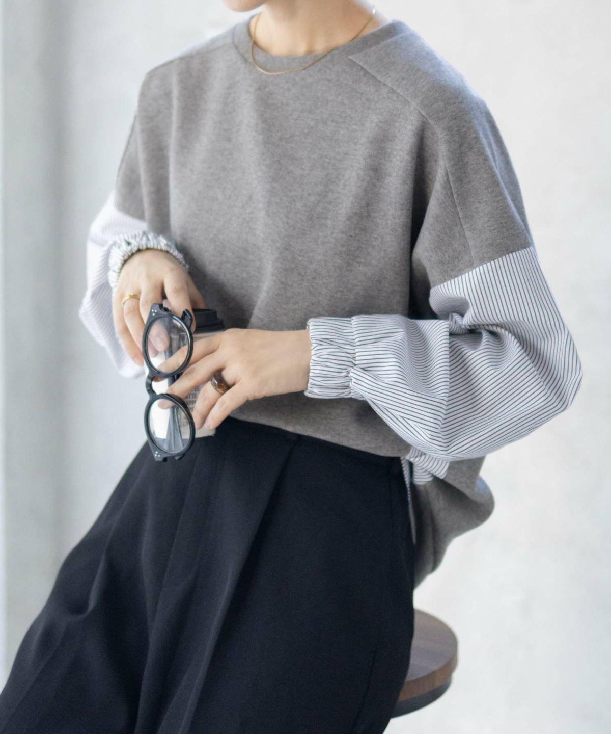 nAvy 異素材切替プルオーバー レディース