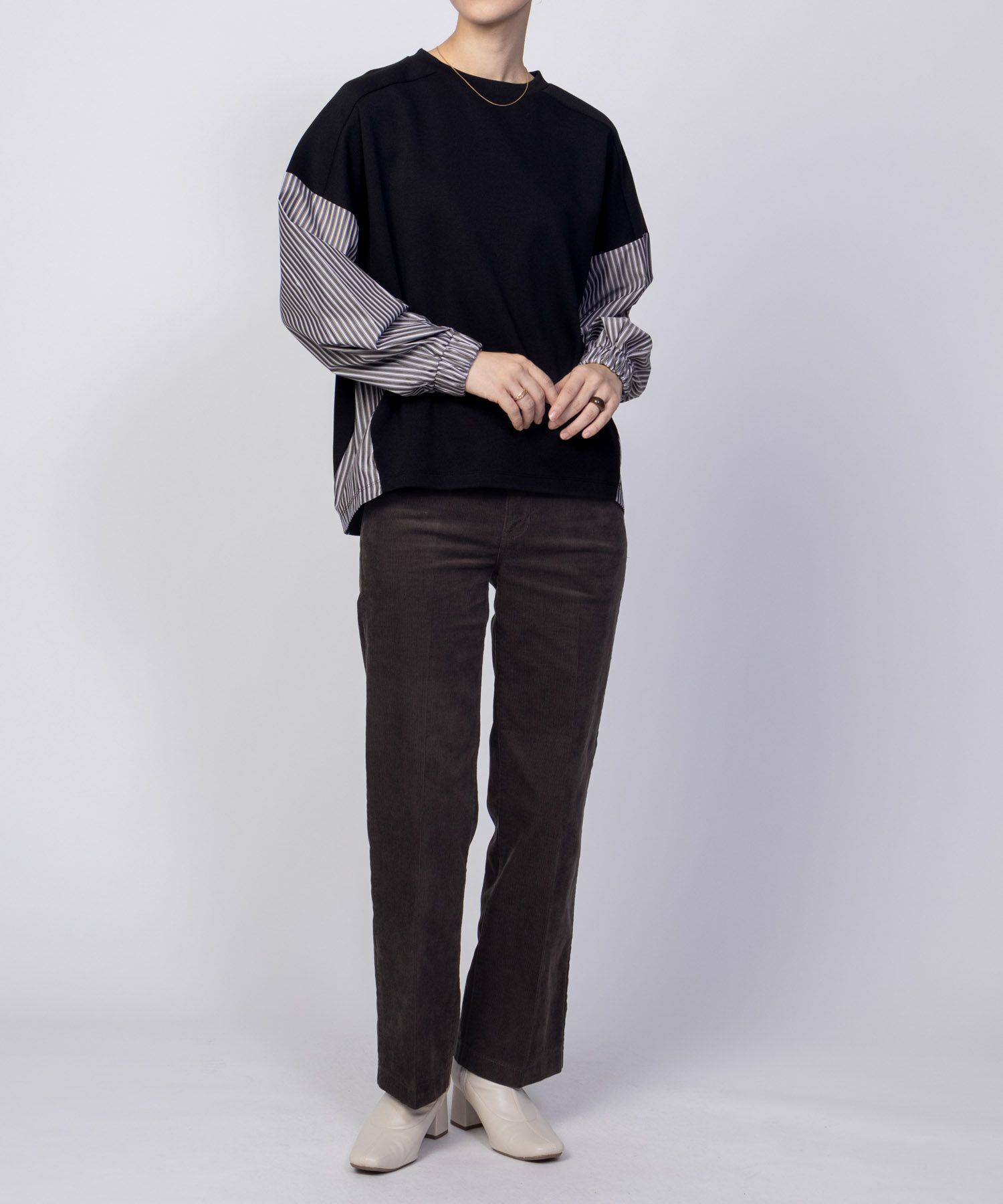 nAvy 異素材切替プルオーバー レディース