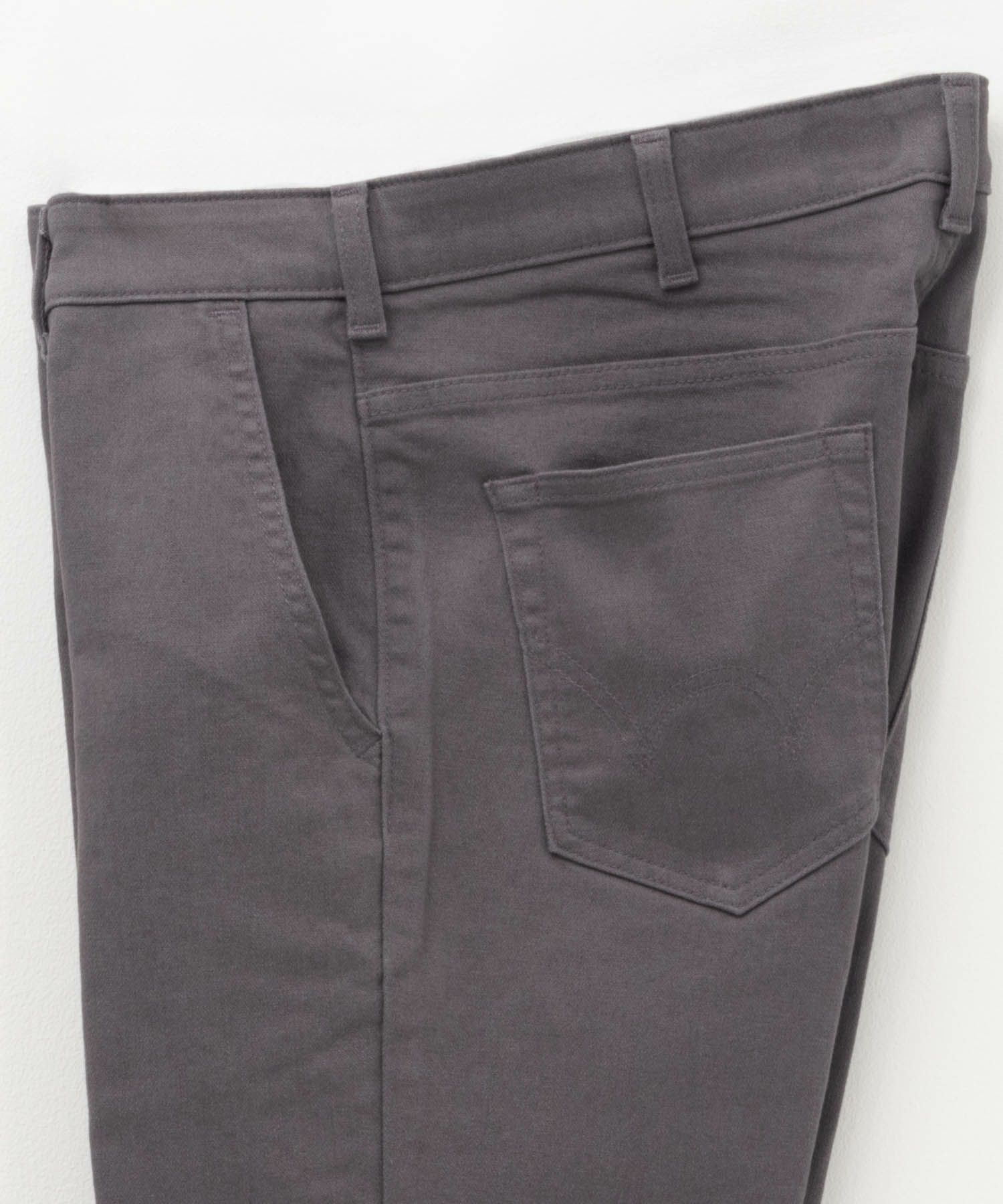 EDWIN スリムテーパードトラウザー メンズ