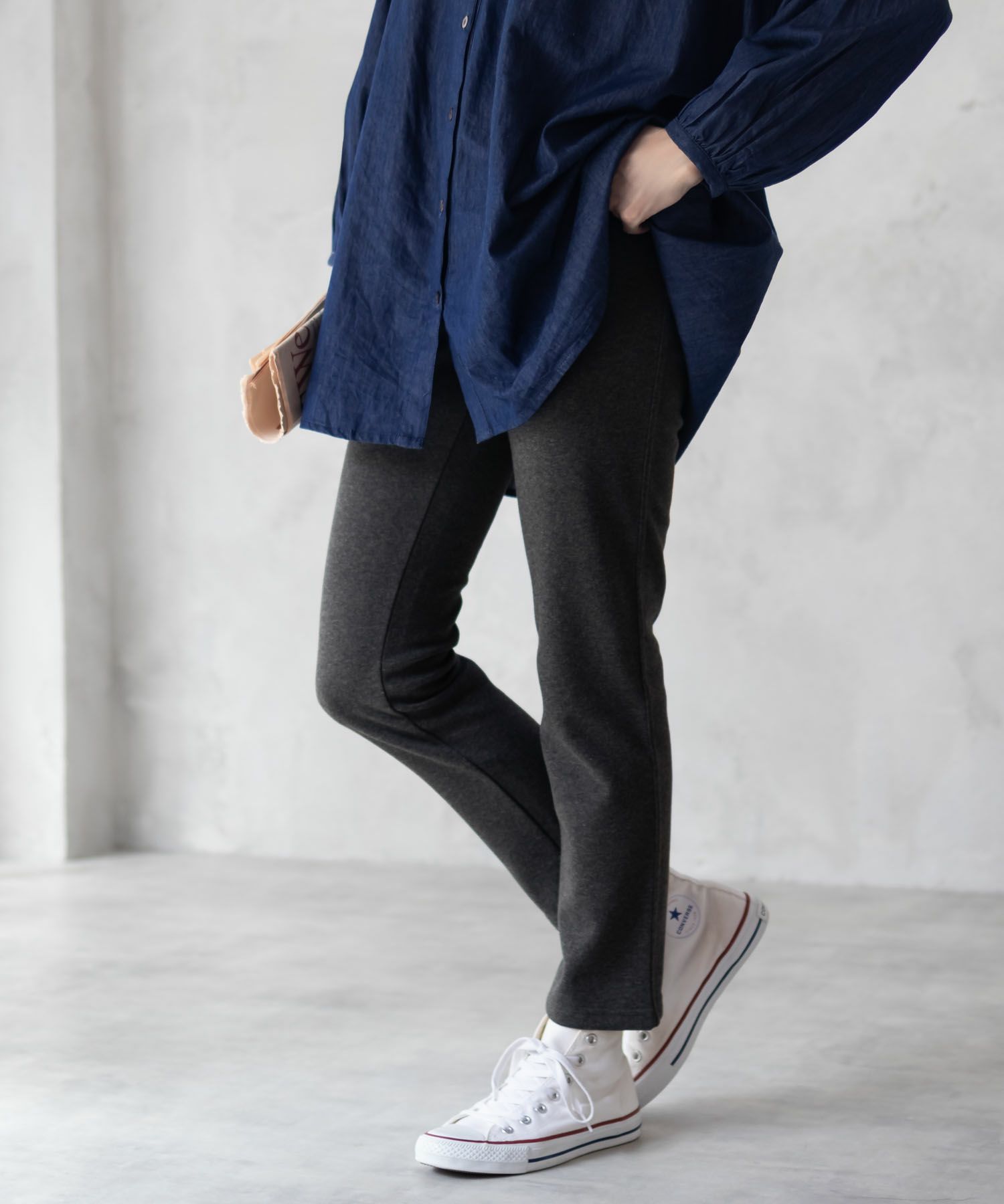 nAvy 温℃裏シャギースリムストレートパンツ レディース