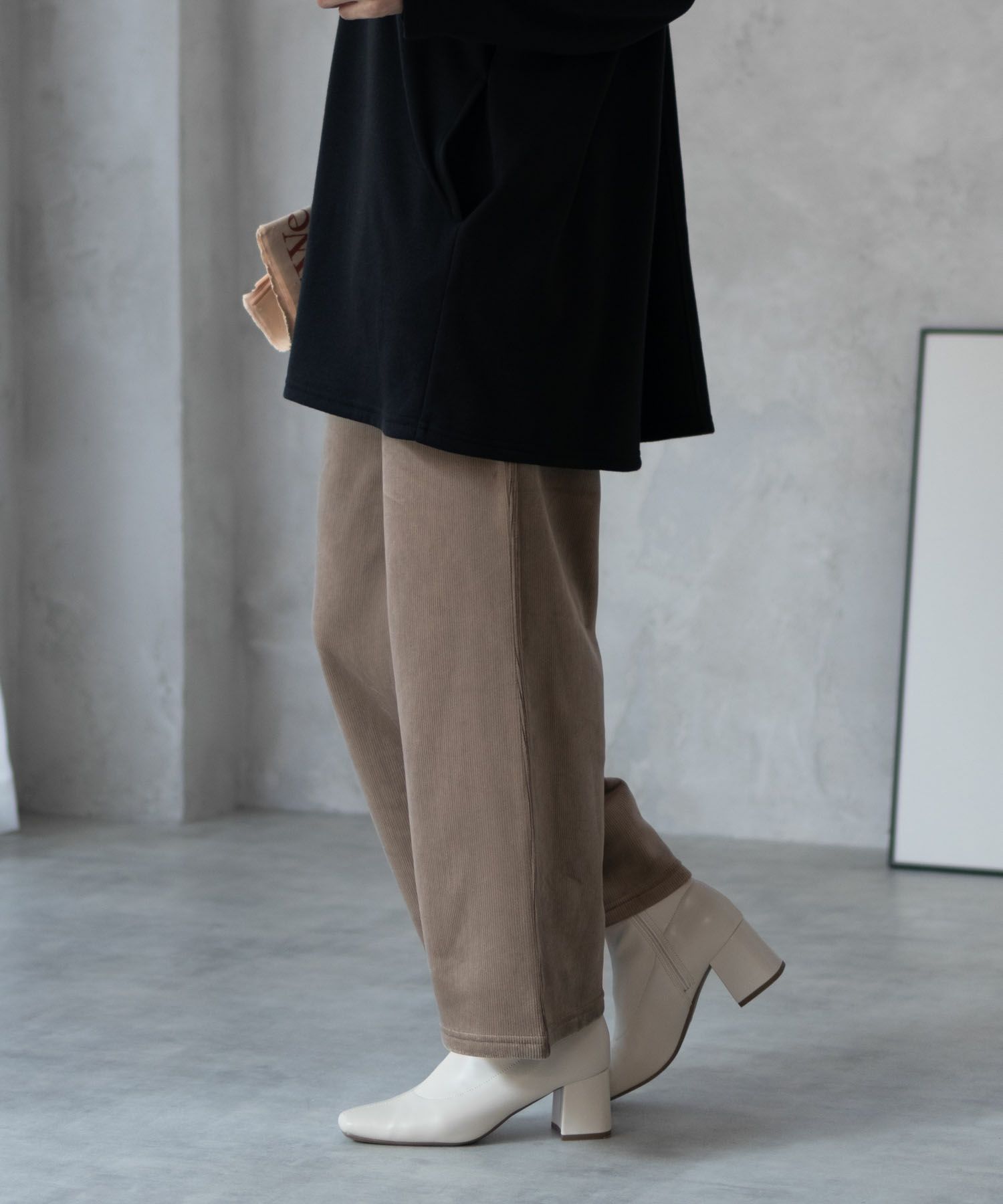 nAvy 温℃裏ベロアワイドパンツ レディース