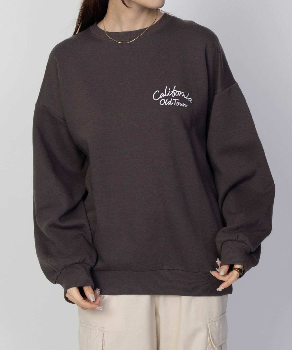 UNDERWRAPS ビッグロゴ刺繍トレーナー レディース