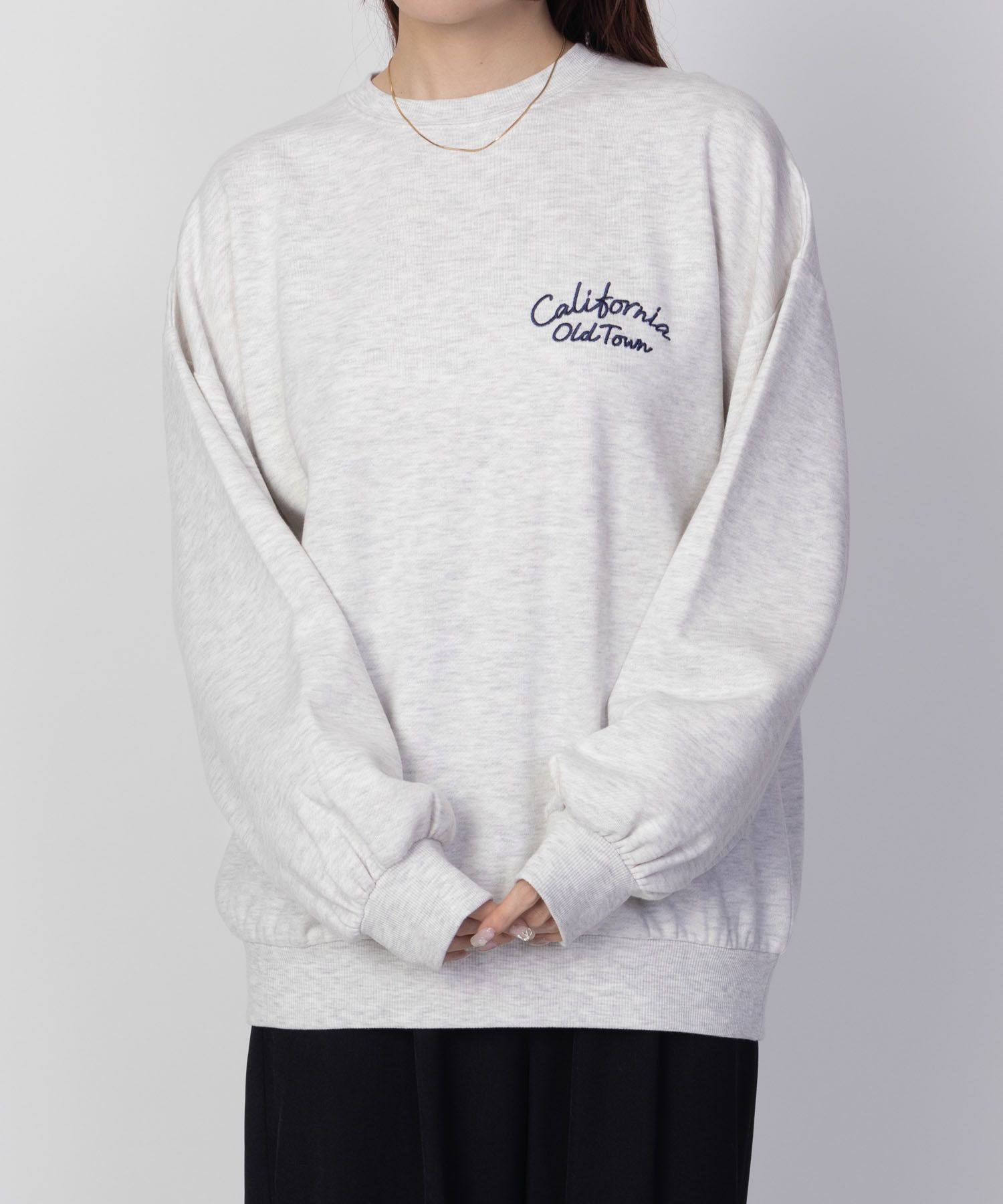 UNDERWRAPS ビッグロゴ刺繍トレーナー レディース