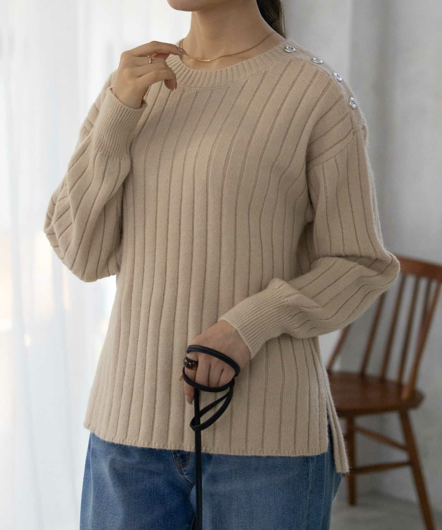 [期間限定価格]nAvy  もちり もちもち 洗えるニット 肩ボタンクルーネック レディース商品サムネイル-6