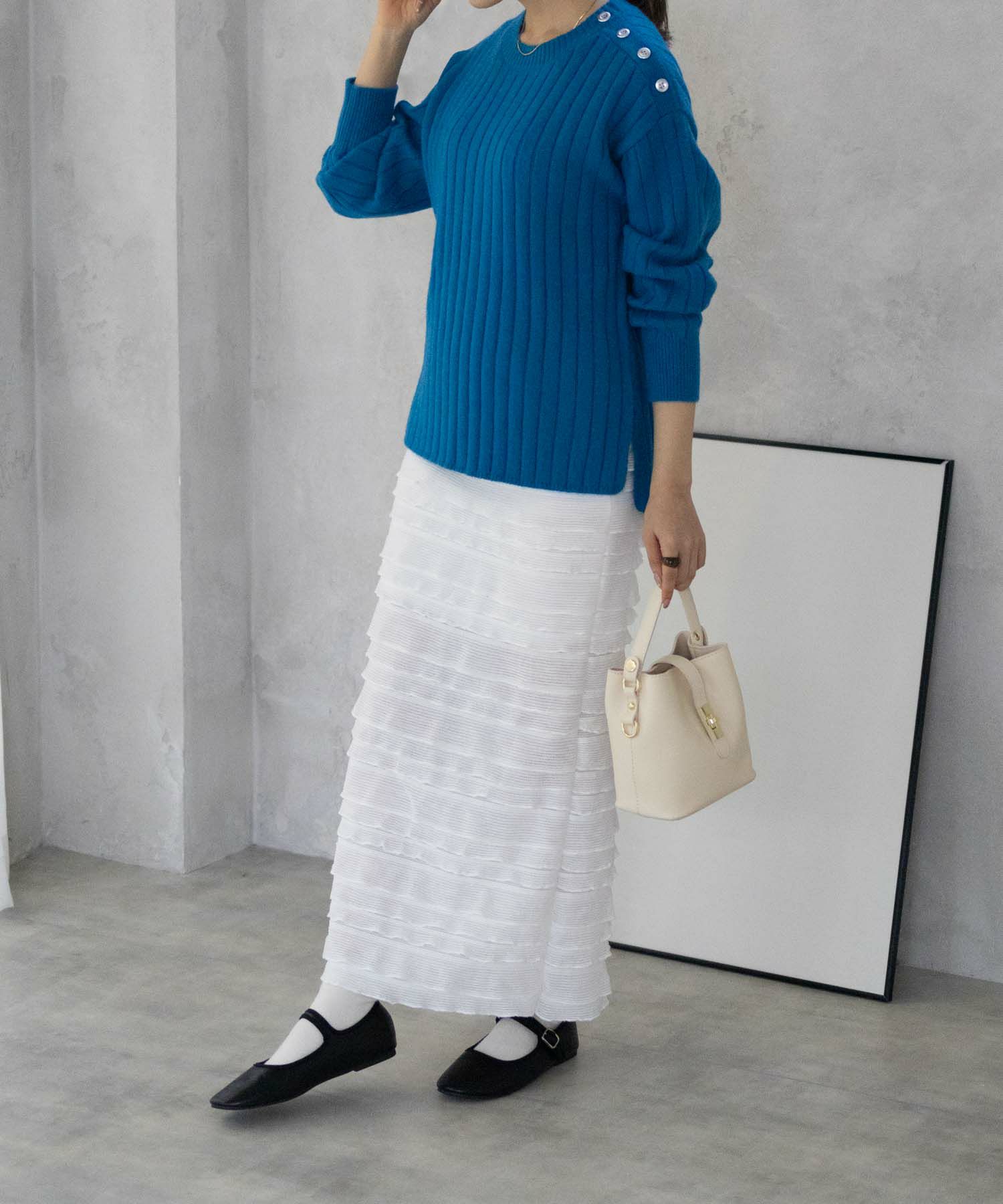 [さらに50%OFF]nAvy  もちり もちもち 洗えるニット 肩ボタンクルーネック レディース商品サムネイル-19