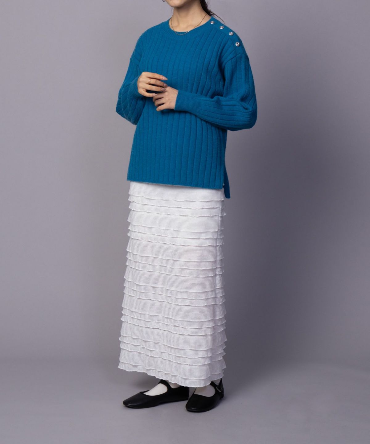 nAvy もちり もちもち 洗えるニット 肩ボタンクルーネック レディース