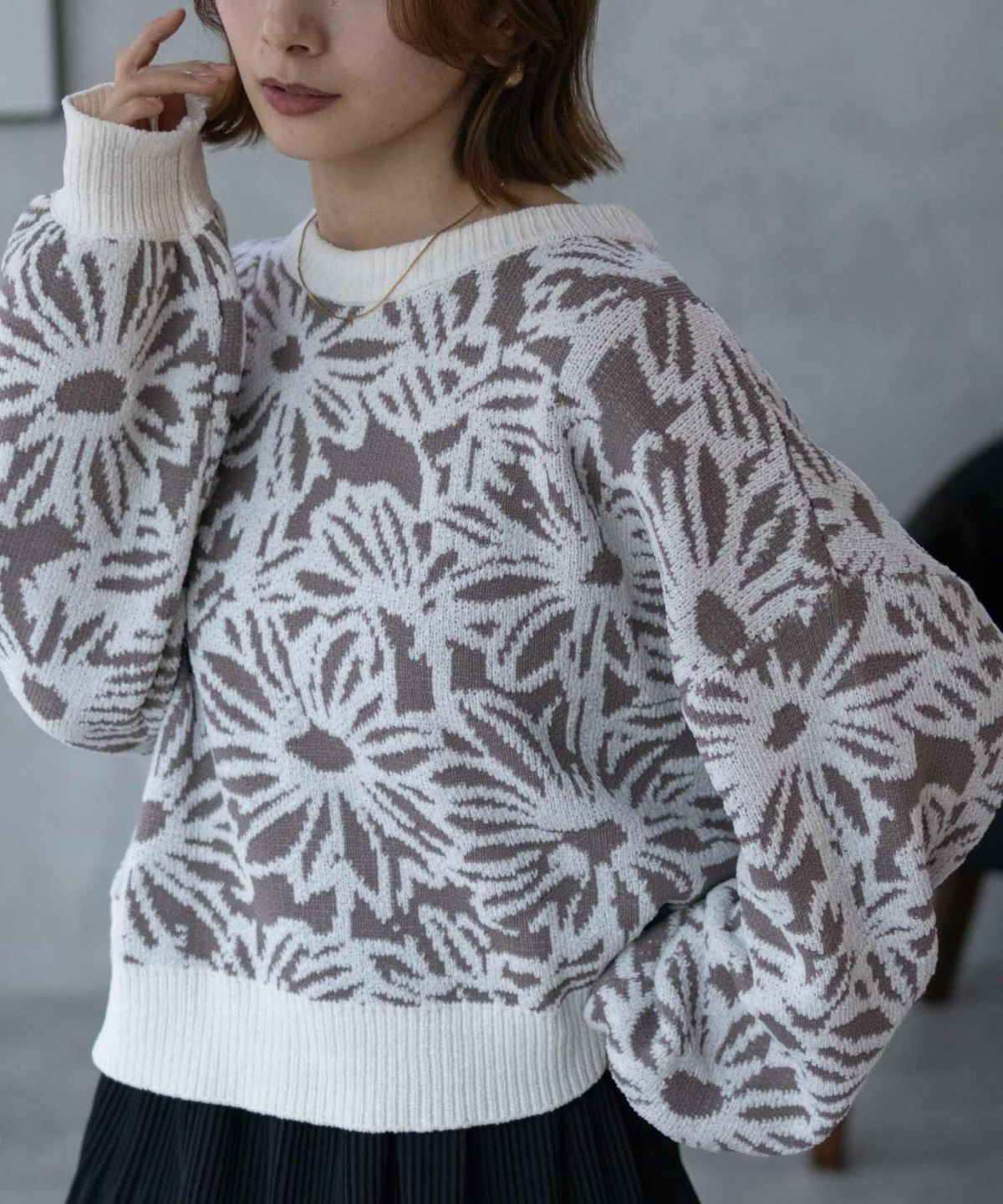 Howdy Marie モールフラワープルオーバー レディース