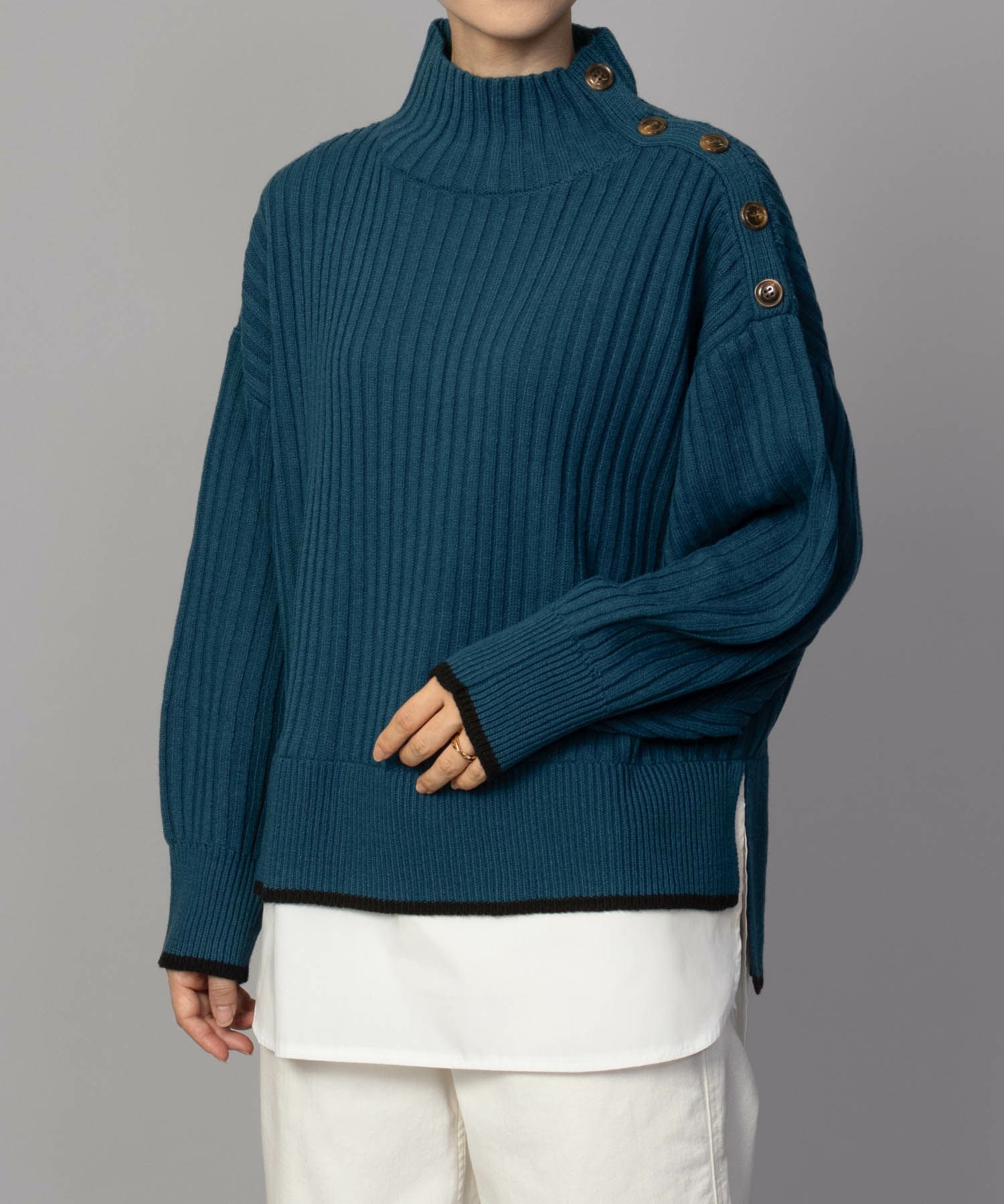 [さらに50%OFF]nAvy 肩ボタンフェイクレイヤードハイネックニットプルオーバー レディース商品サムネイル-24