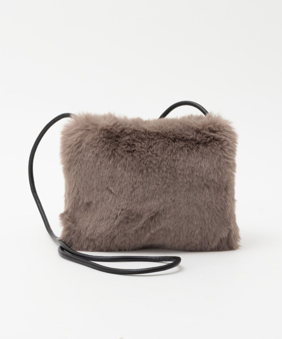 HusHusH ファーポシェット