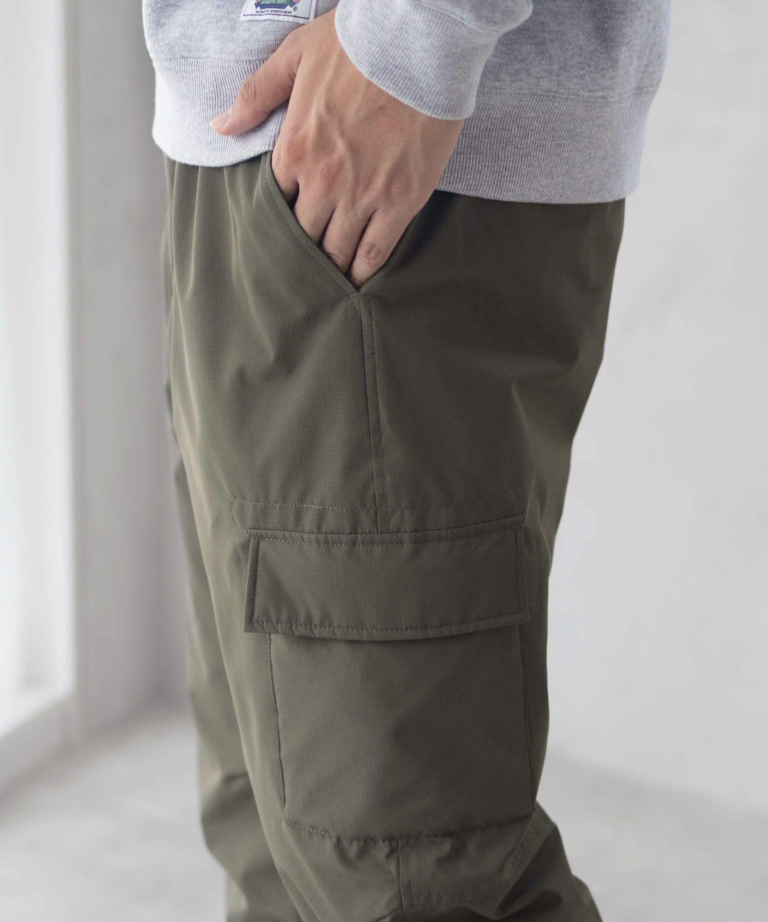 NAVY 温℃ 3M（TM）中綿カーゴパンツ メンズ