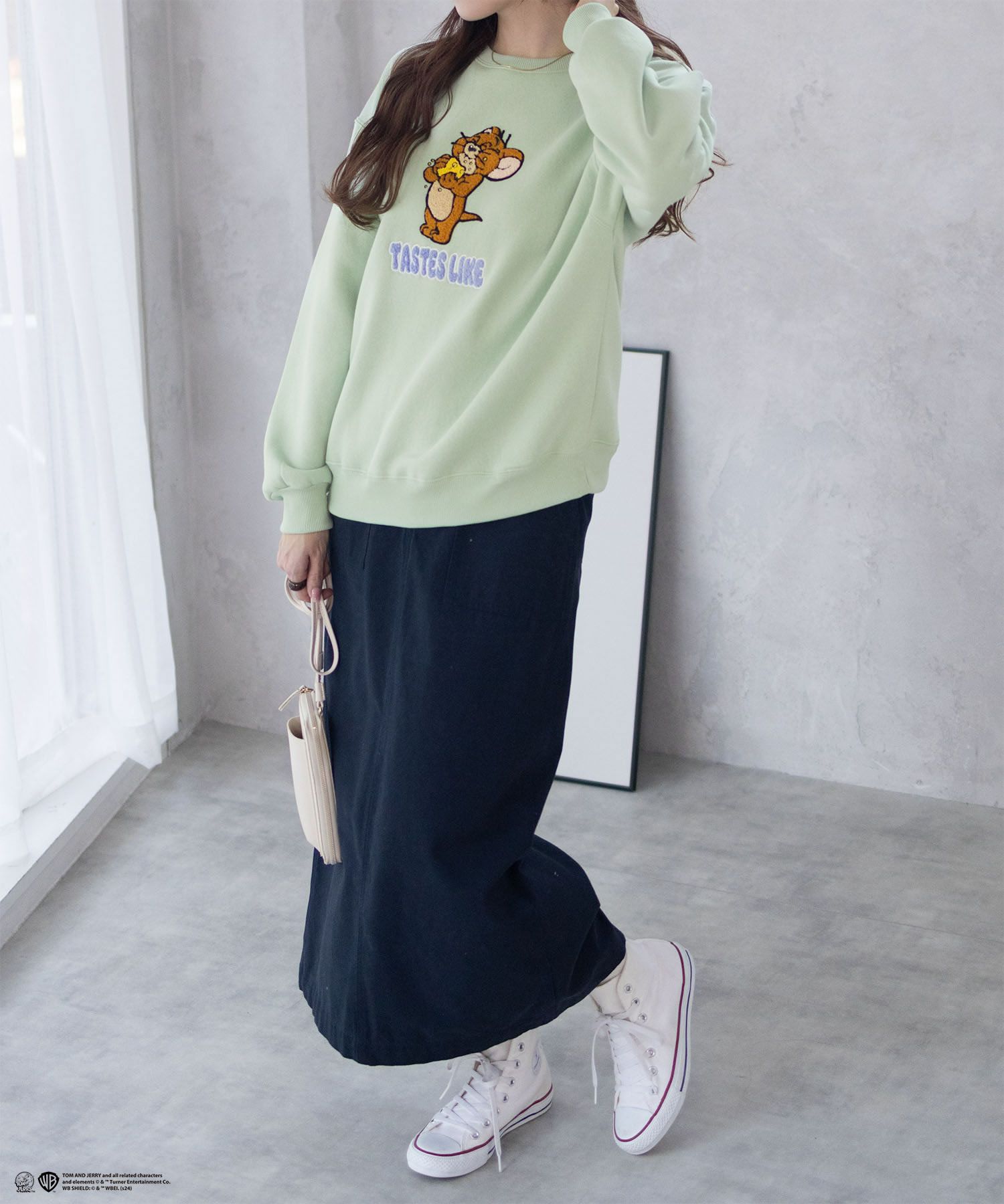 Tom and Jerry サガラ刺繍ルーズトレーナー レディース