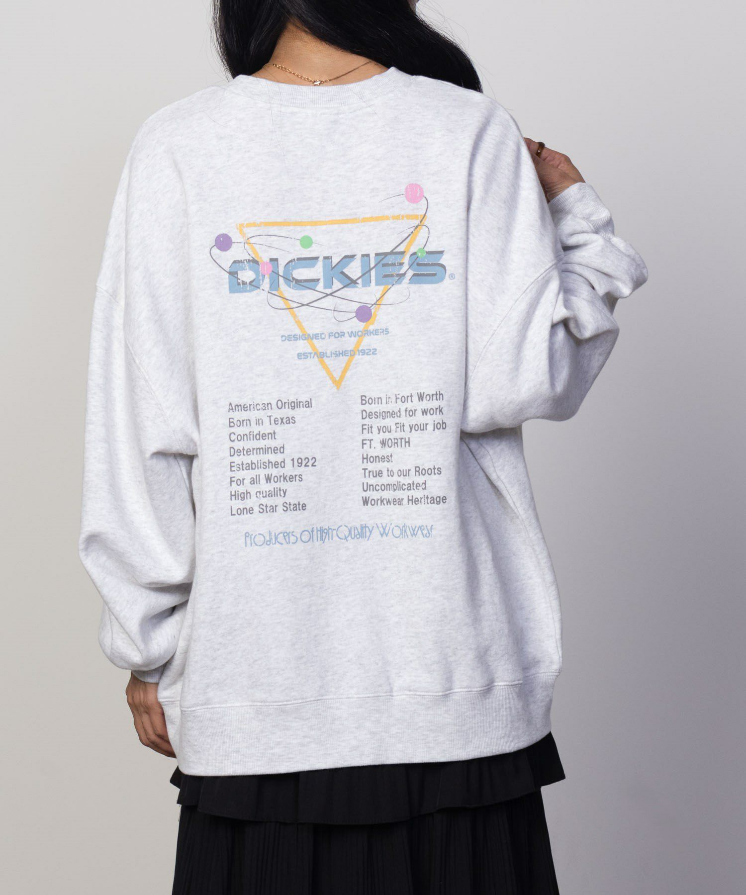 Dickies かすれフェスプリント裏起毛トレーナー レディース