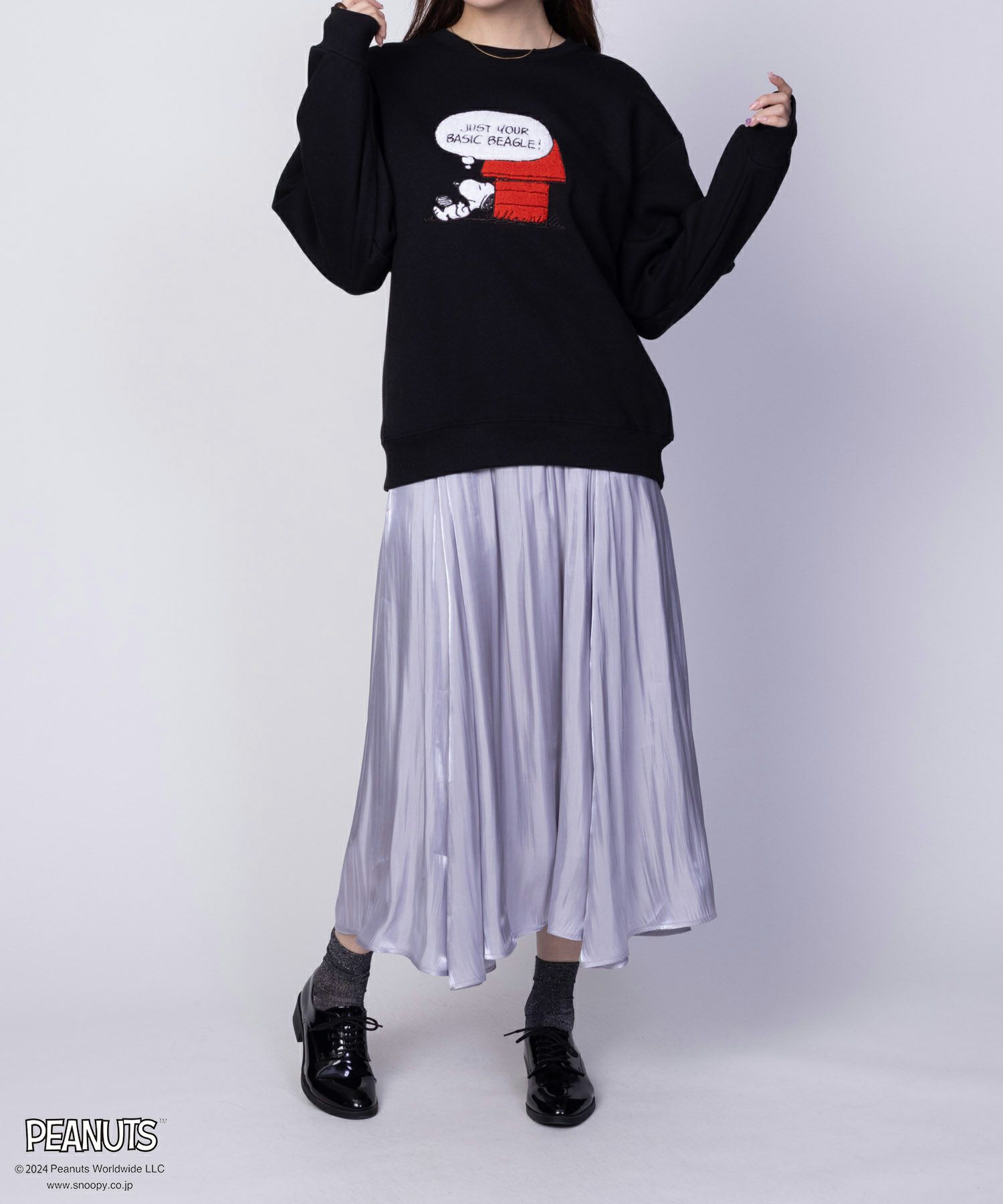 PEANUTS SNOOPY サガラ刺繍ルーズトレーナー レディース