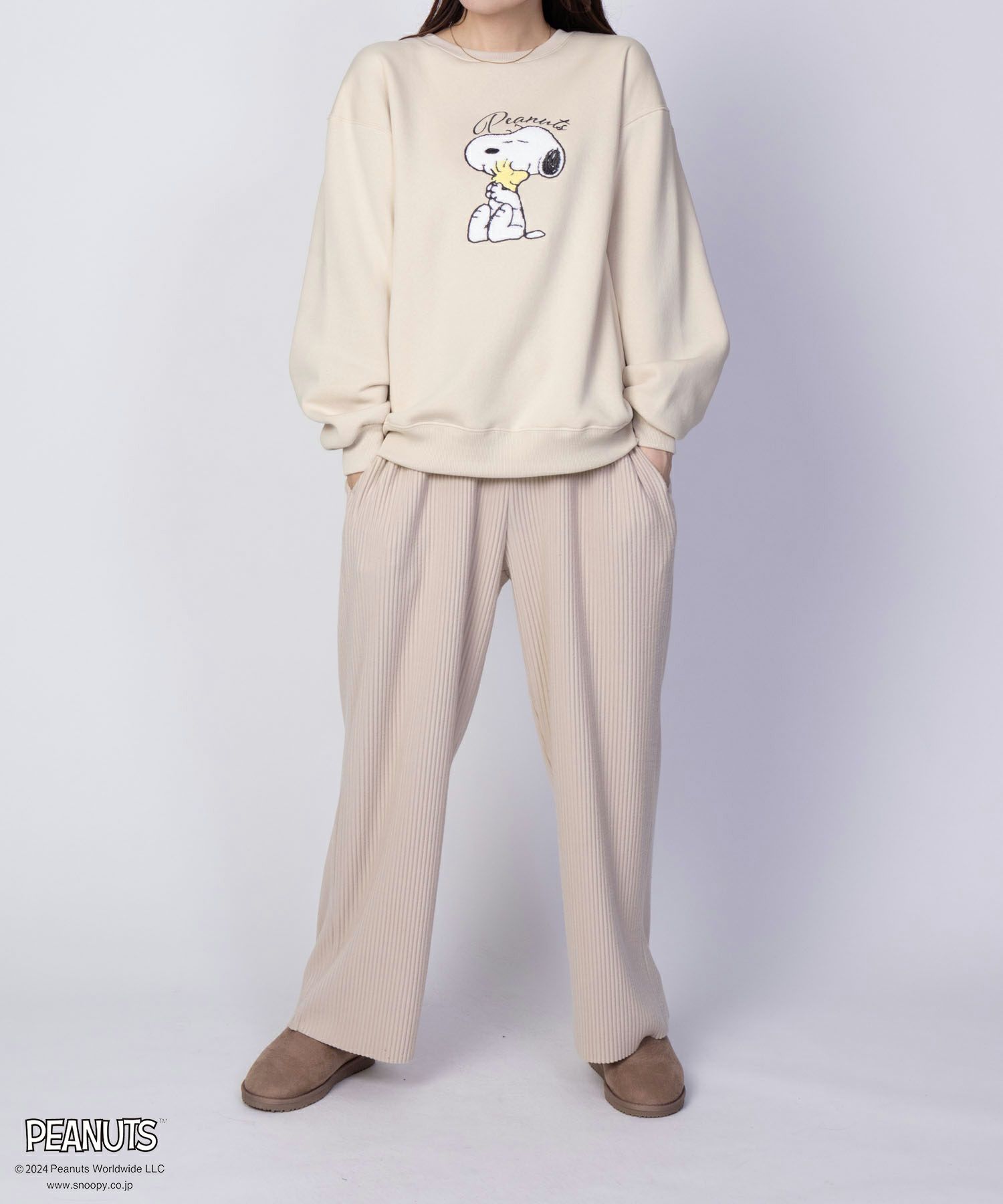 PEANUTS SNOOPY サガラ刺繍ルーズトレーナー レディース