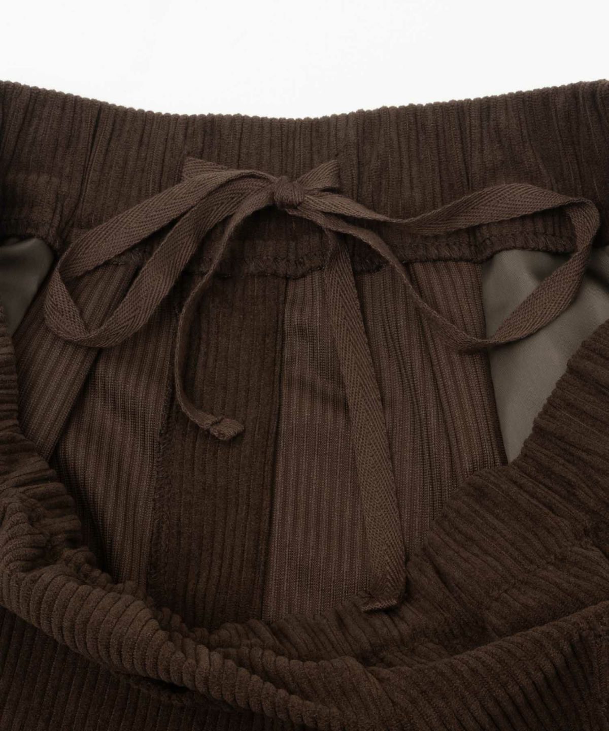 nAvy コーデュロイテーパードパンツ レディース