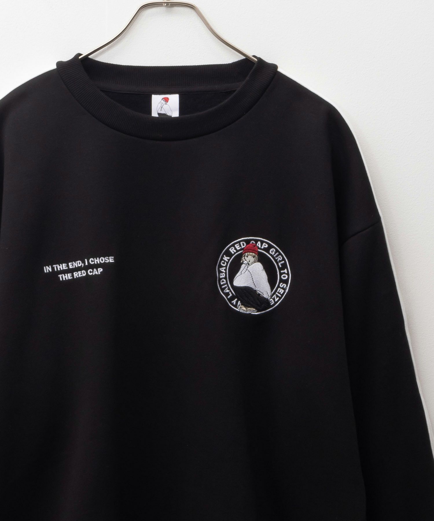 RED CAP GIRL  裏起毛袖ライン胸刺繍クルーネックスウェット メンズ商品画像-1