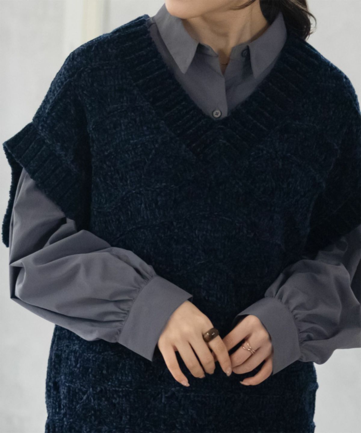 HusHusH モールVネックニットベスト レディース