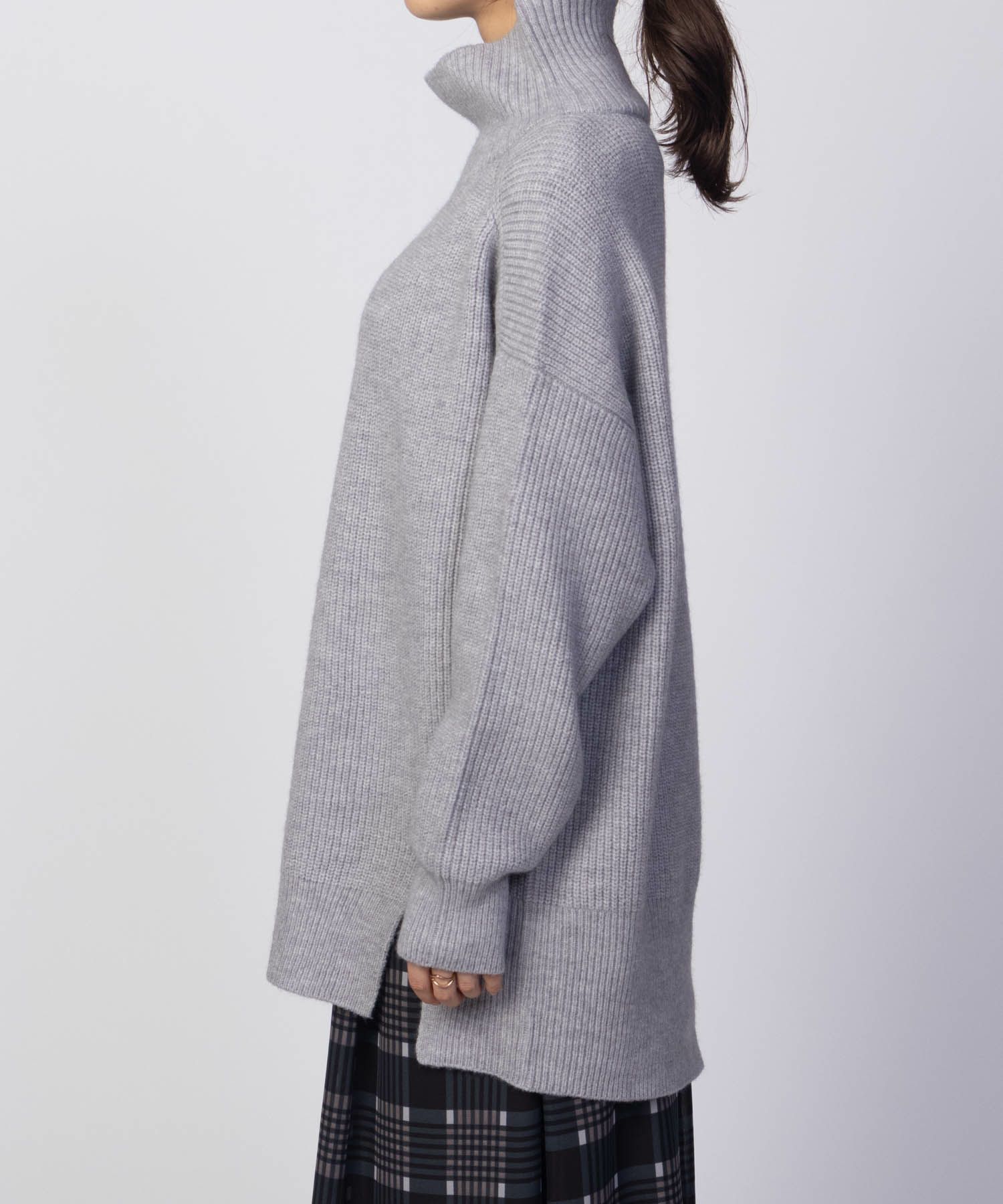 [さらに50%OFF]HusHusH  ハイネックプルオーバー レディース商品画像-13