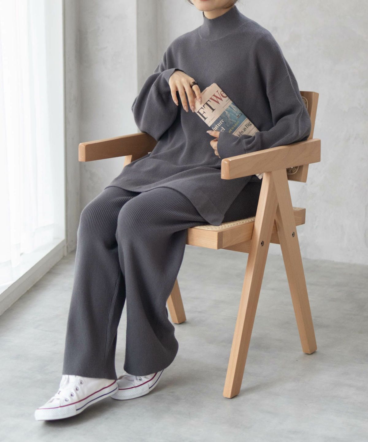 HusHusH リブハイネックプルオーバー レディース