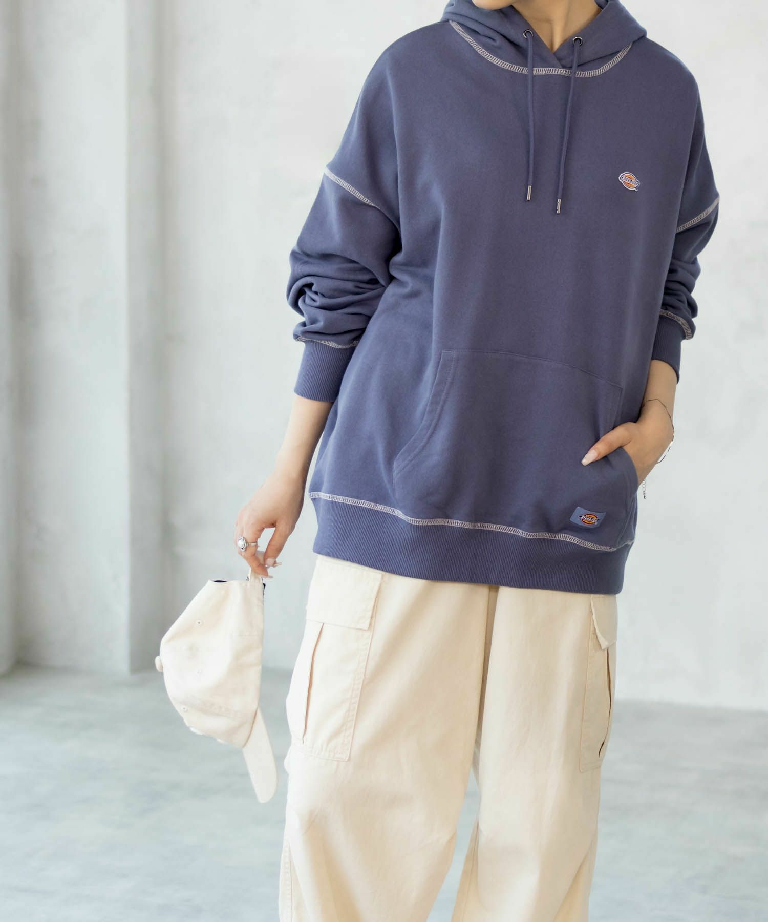 Dickies 裏毛ワッペンパーカー レディース商品画像-1