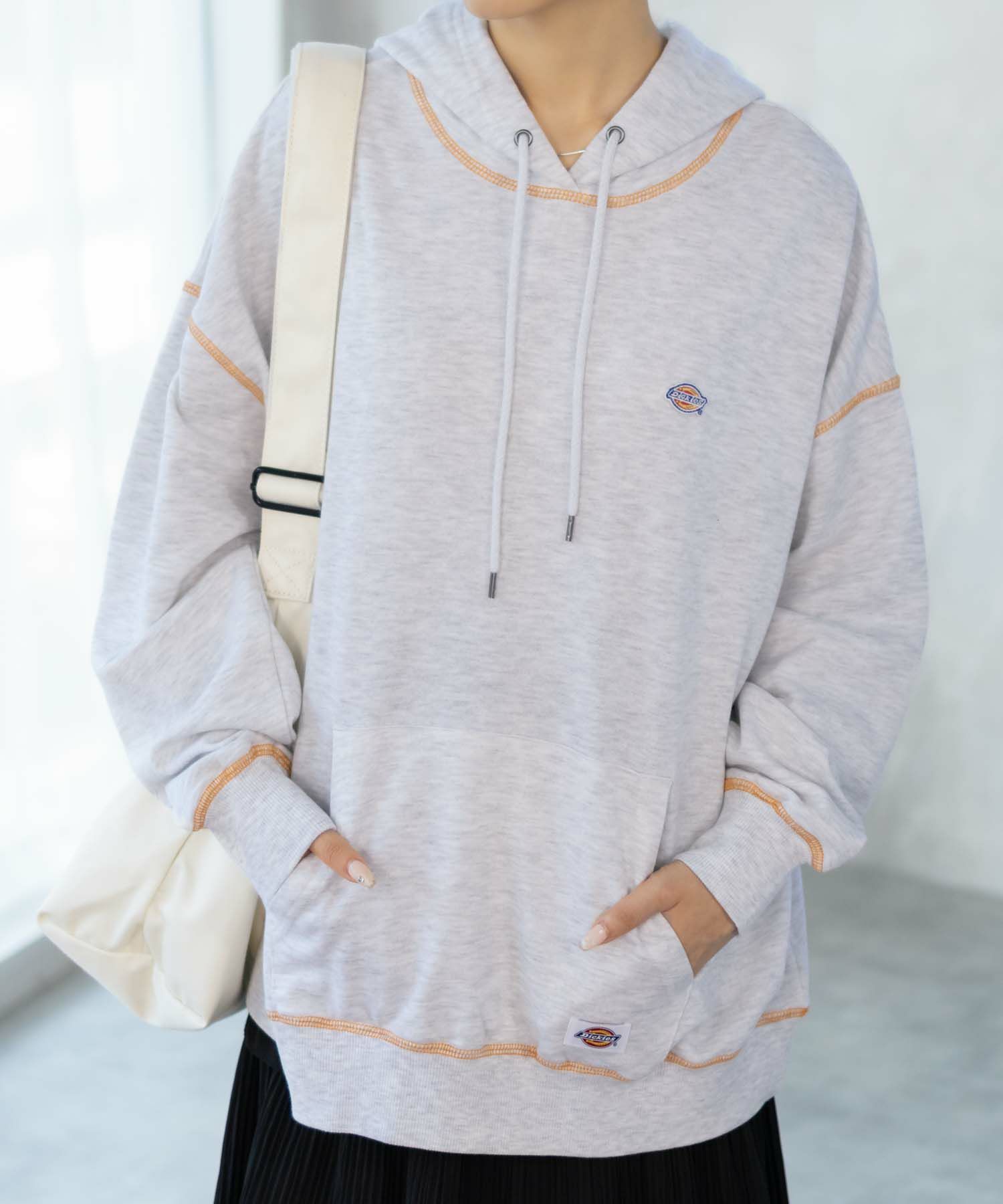 Dickies 裏毛ワッペンパーカー レディース商品画像-13