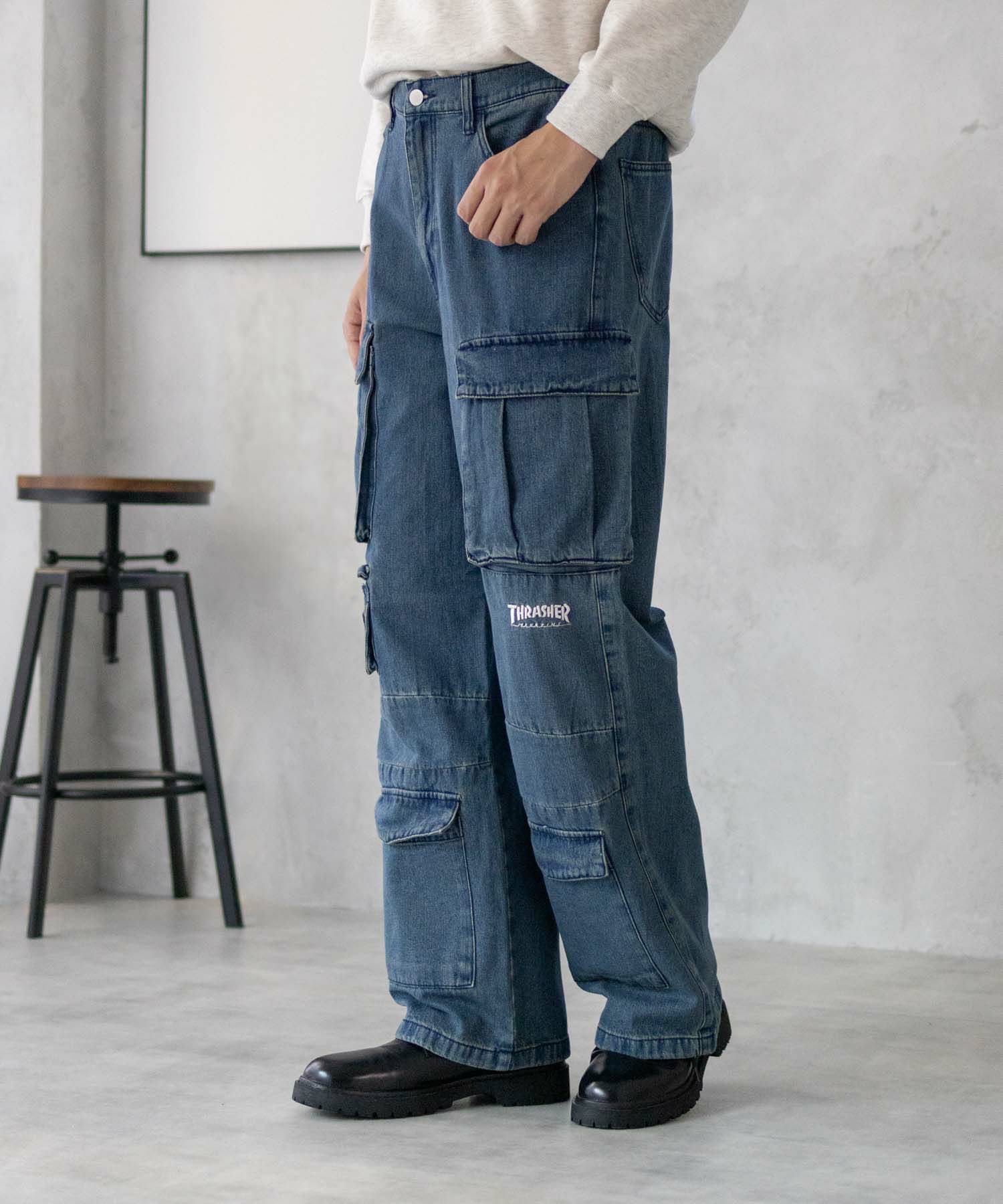 THRASHER 9ポケットデニムカーゴパンツ メンズ