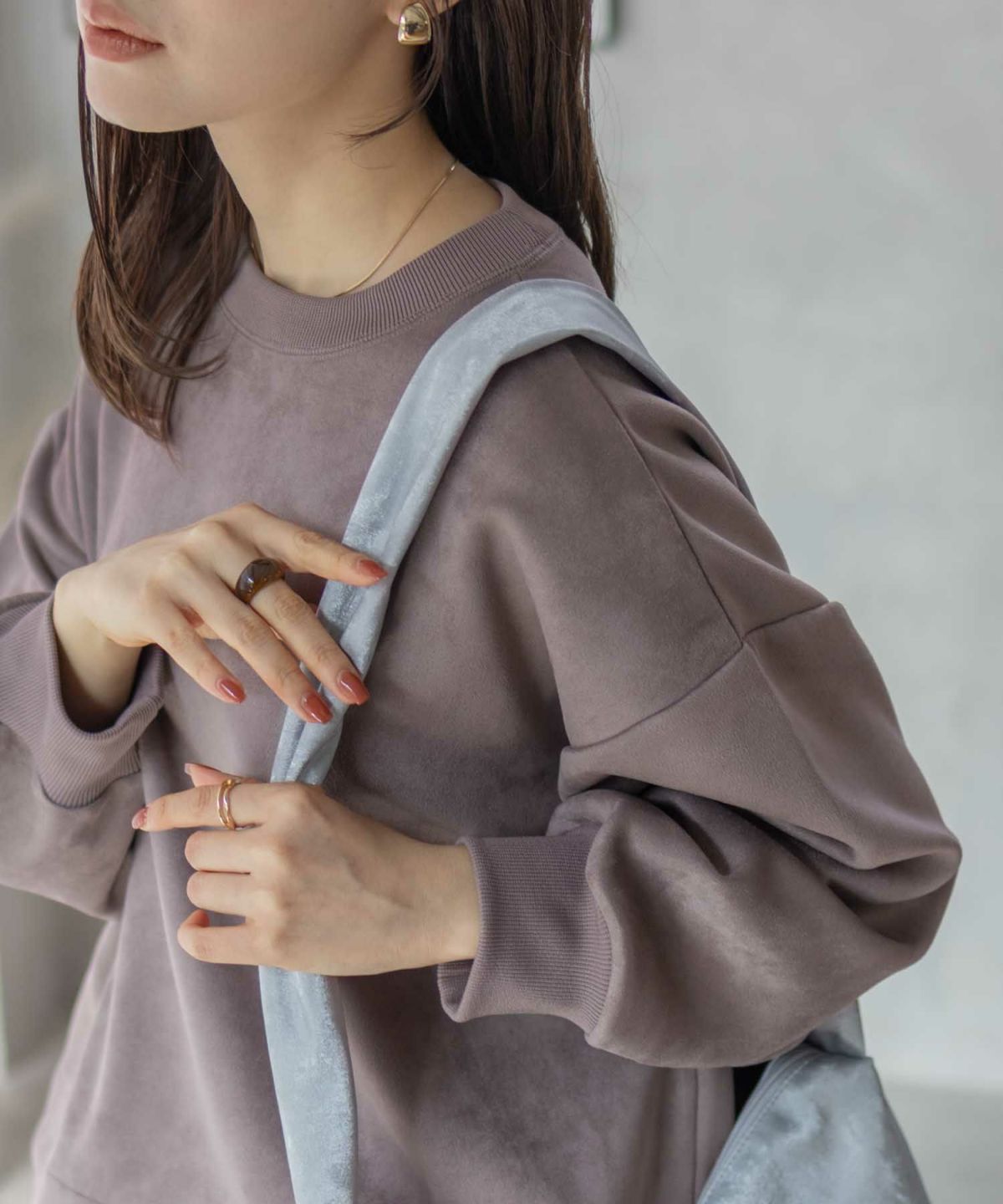 HusHusH カットスエードプルオーバー レディース