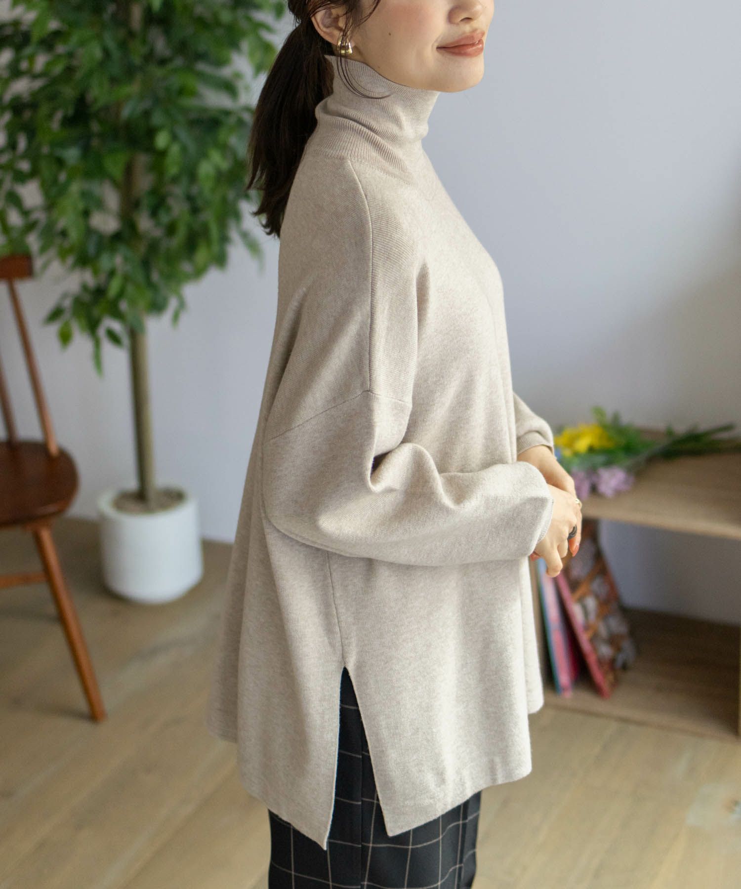 HusHusH リブタートルネック レディース