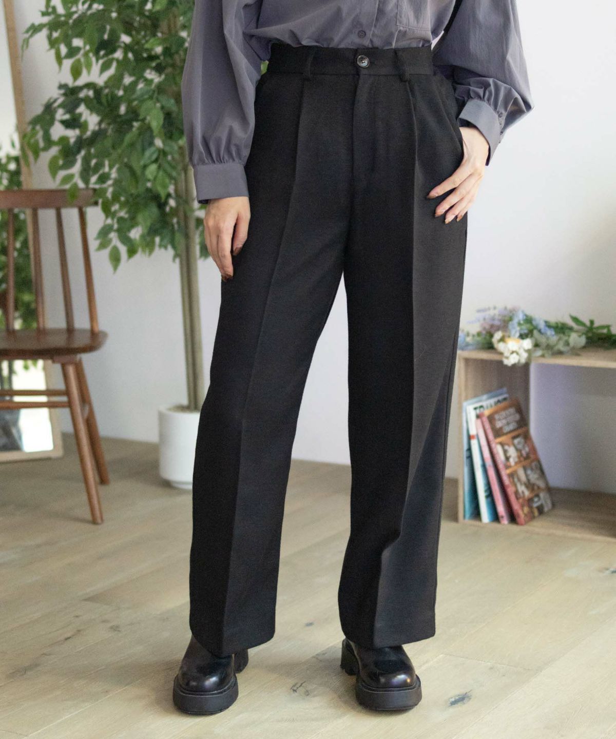 HusHusH タックセミワイドパンツ レディース