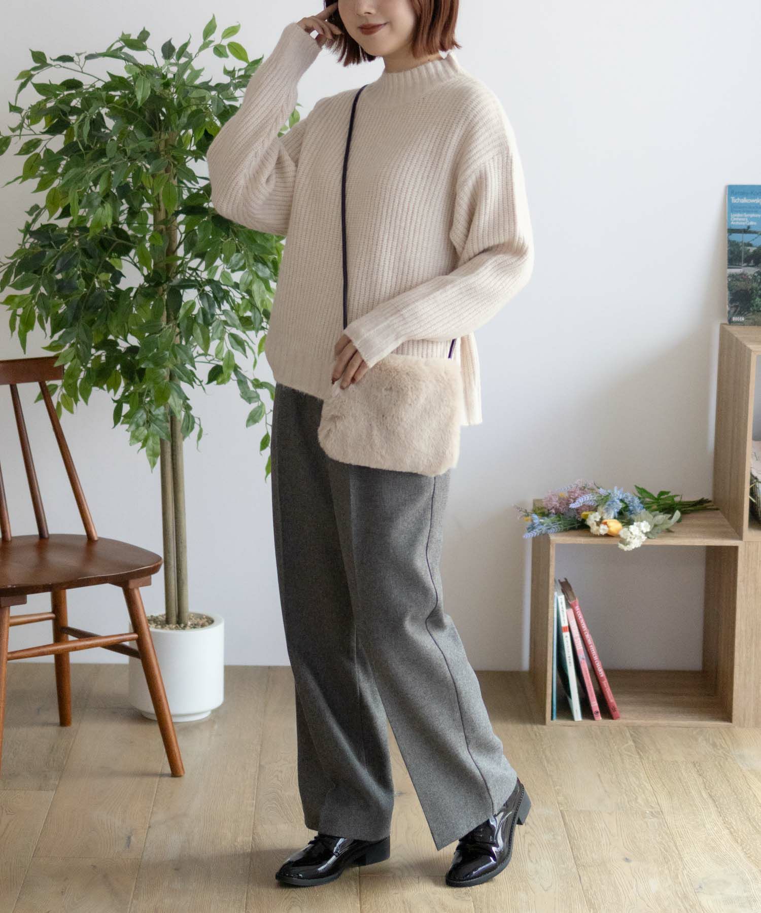 HusHusH タックセミワイドパンツ レディース