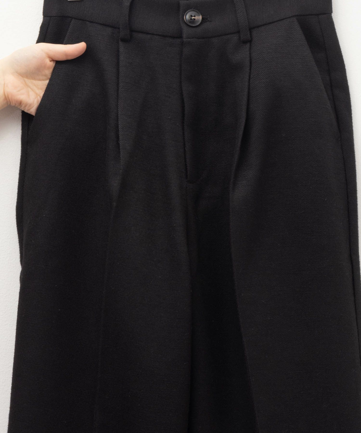 HusHusH  タックセミワイドパンツ レディース商品画像-37