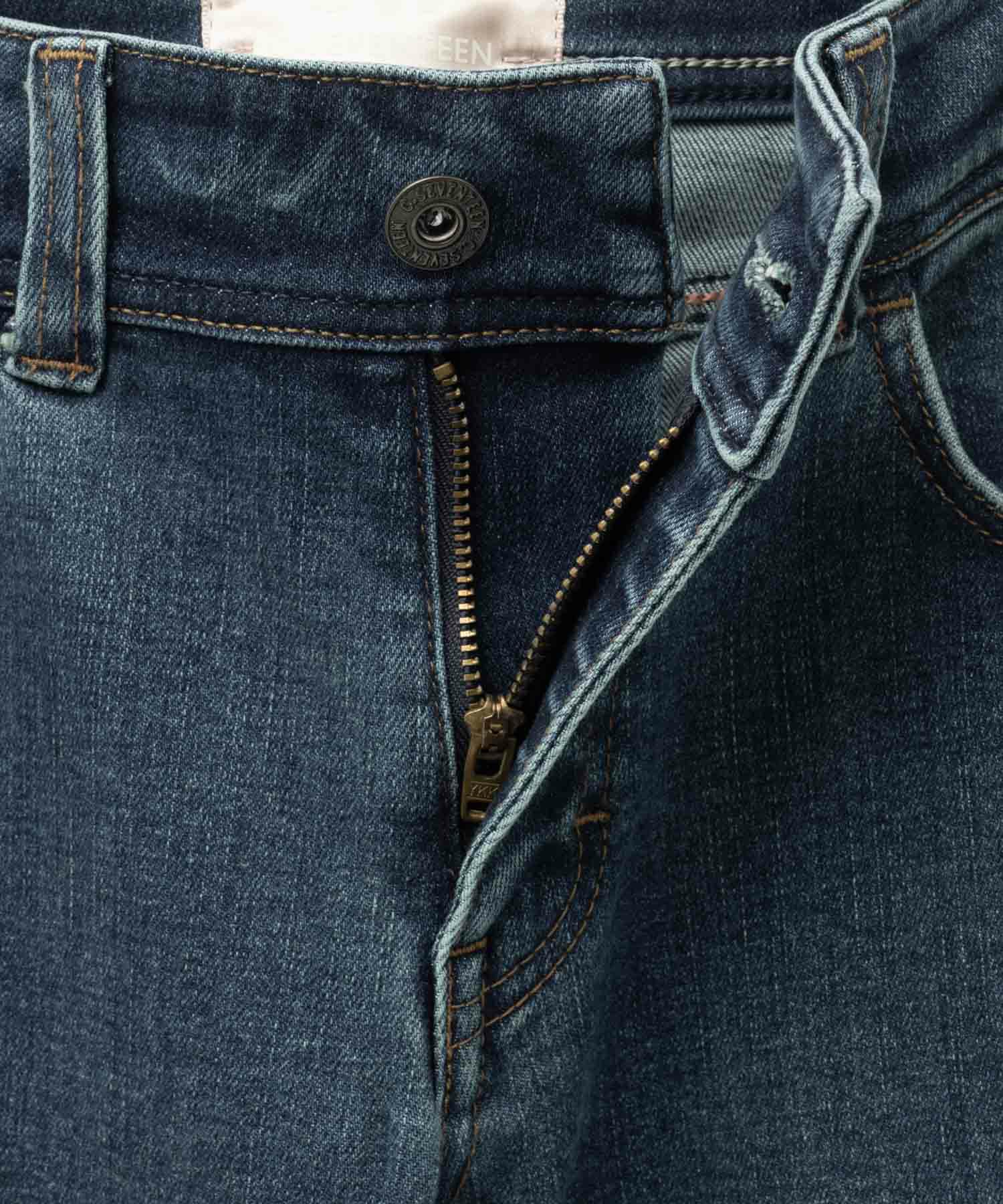 C17 タックワイドバギーデニムパンツ レディース