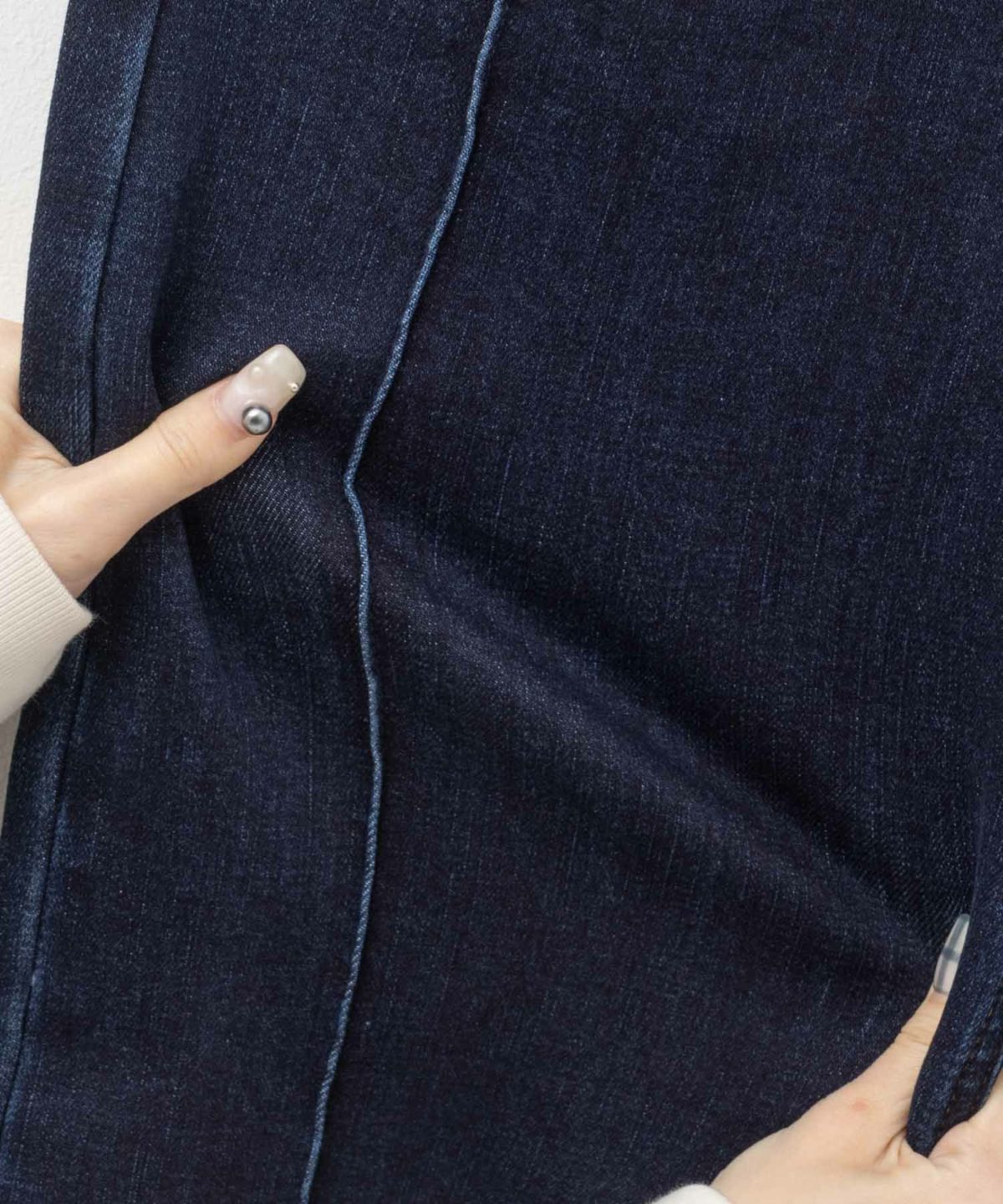 C17 タックワイドバギーデニムパンツ レディース