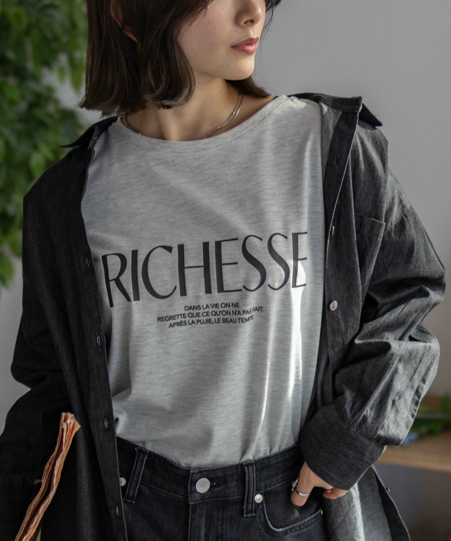 nAvy  ロゴプリント長袖Tシャツ レディース メール便 対応商品商品サムネイル-11