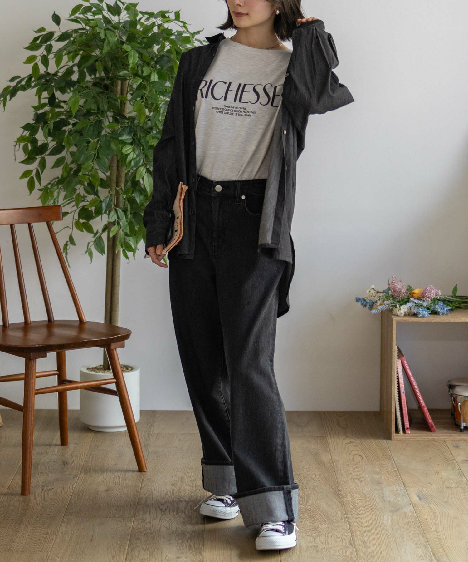 nAvy  ロゴプリント長袖Tシャツ レディース メール便 対応商品商品サムネイル-15