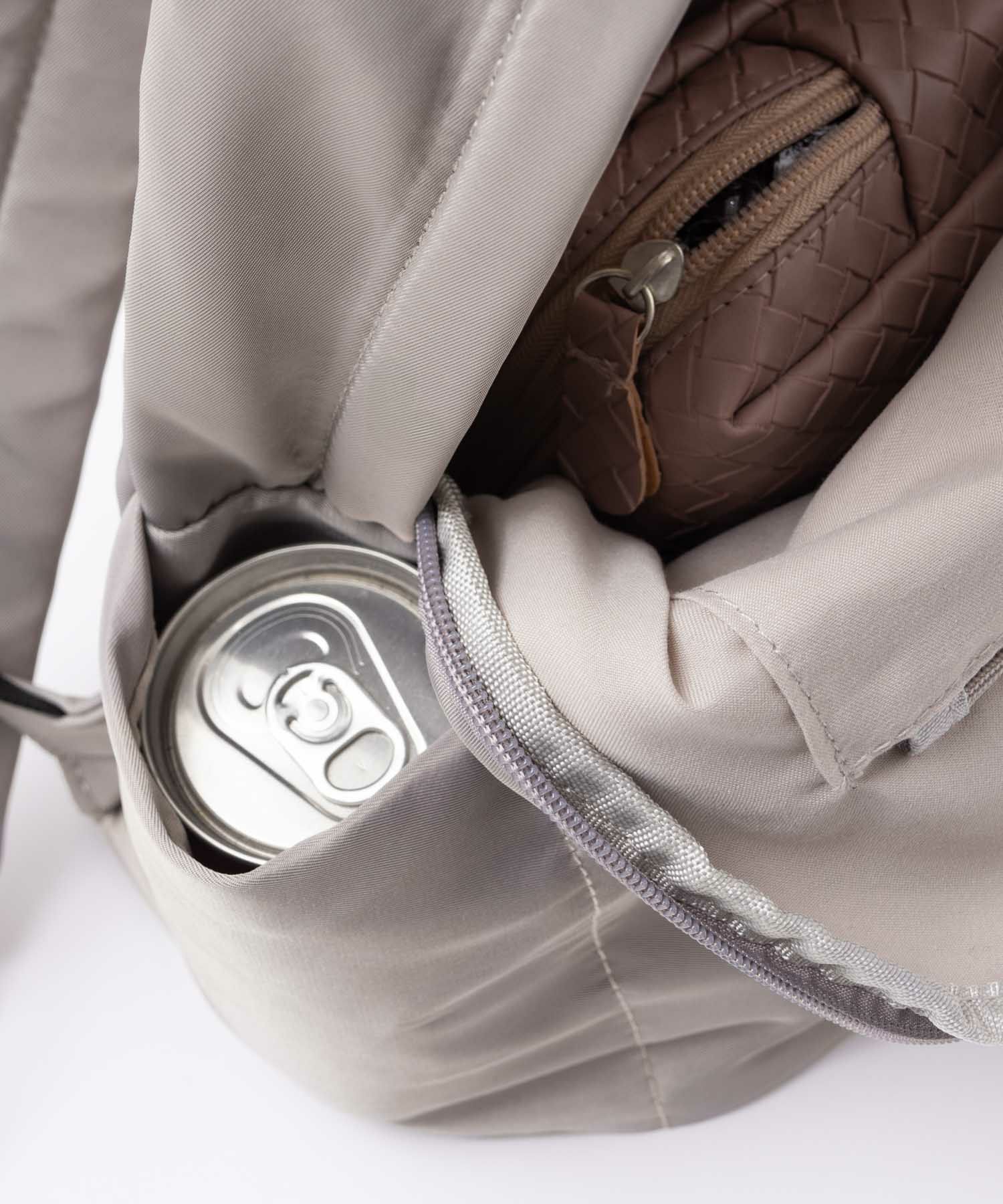 多ポケットリュック