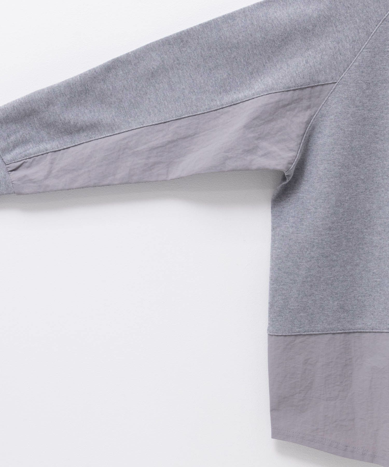 nAvy 異素材切替プルオーバー レディース