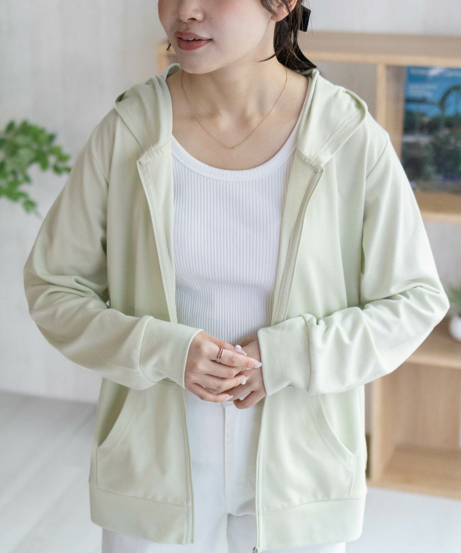 nAvy SARARI UVカットパーカー ドライ レディース商品サムネイル-19