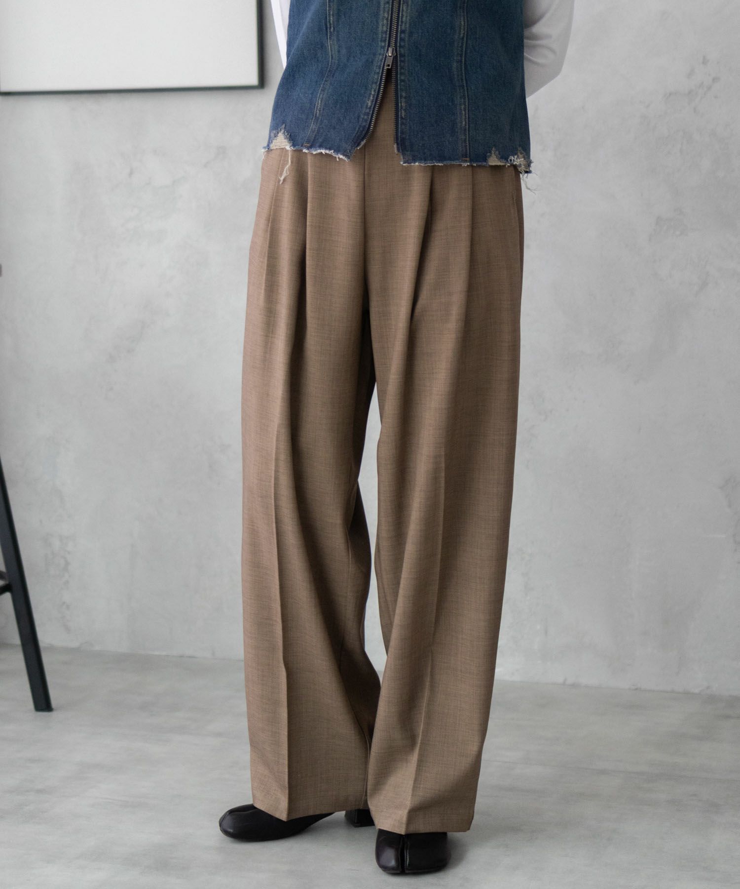 nAvy 2タックセミワイドパンツ レディース