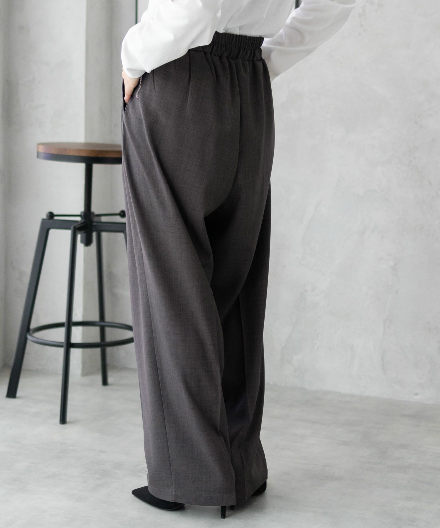 nAvy  2タックセミワイドパンツ レディース商品サムネイル-8