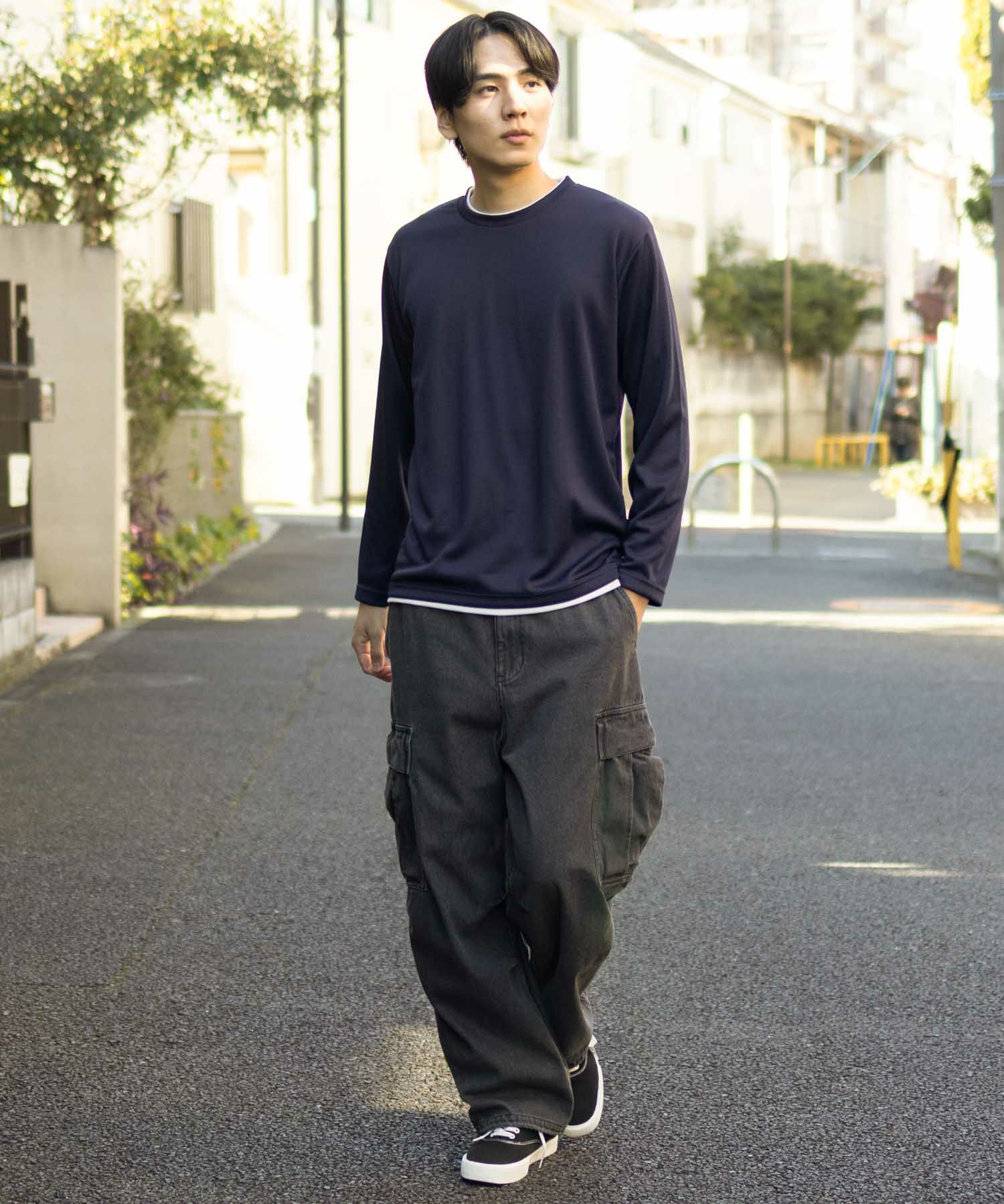 NAVY  ストライプフェイクレイヤード長袖Tシャツ メンズ商品画像-19