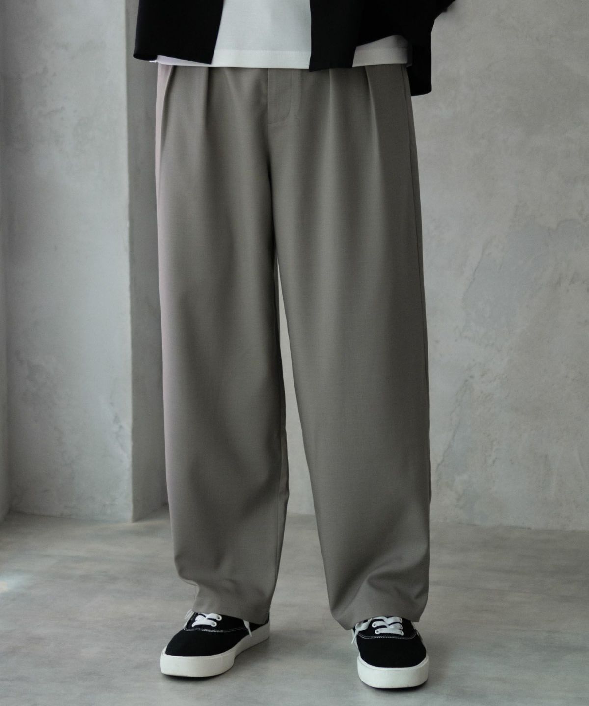 URBAN COLLECTION タックワイドスラックス メンズ