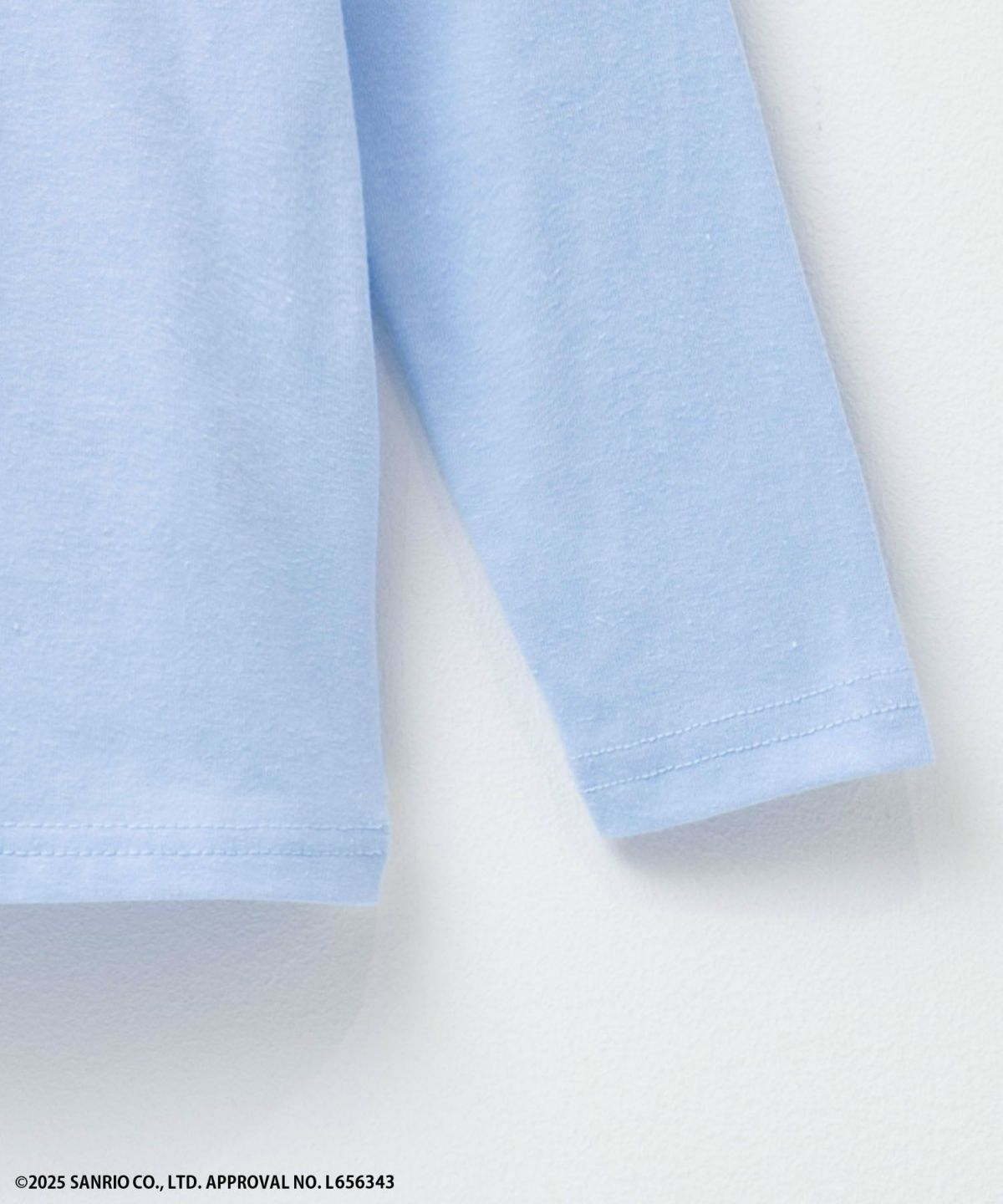 サンリオキャラクターズ シナモロール プリント長袖Tシャツ キッズ ネコポス 対応商品