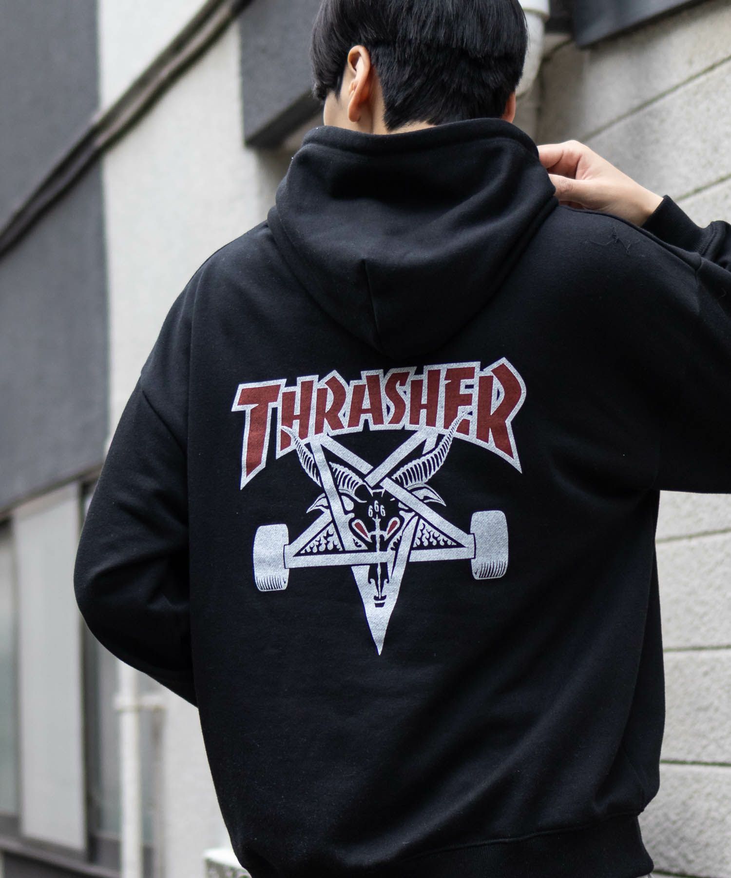 THRASHER スケートロゴフーディー メンズ