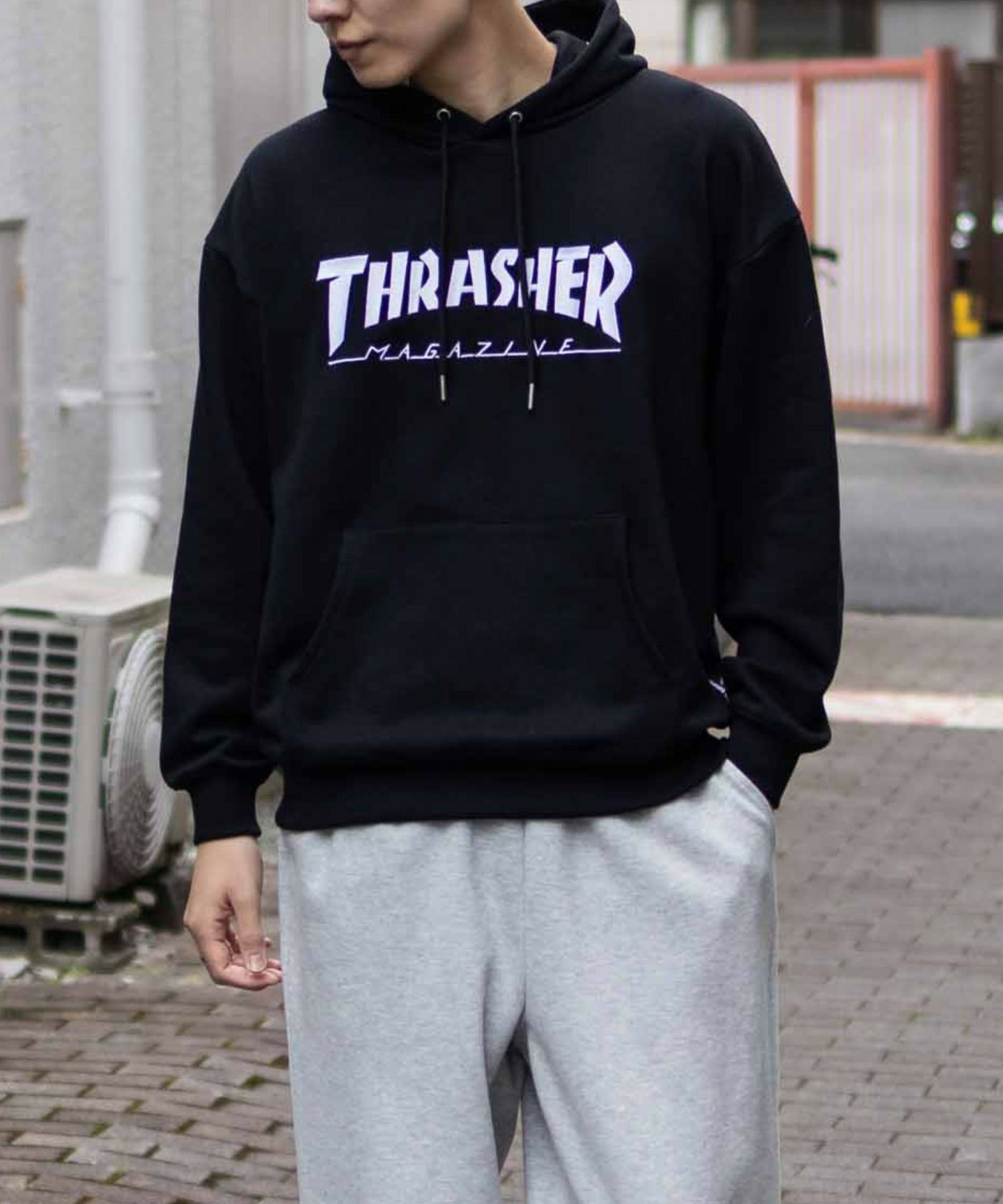 THRASHER スケートロゴフーディー メンズ商品画像-9