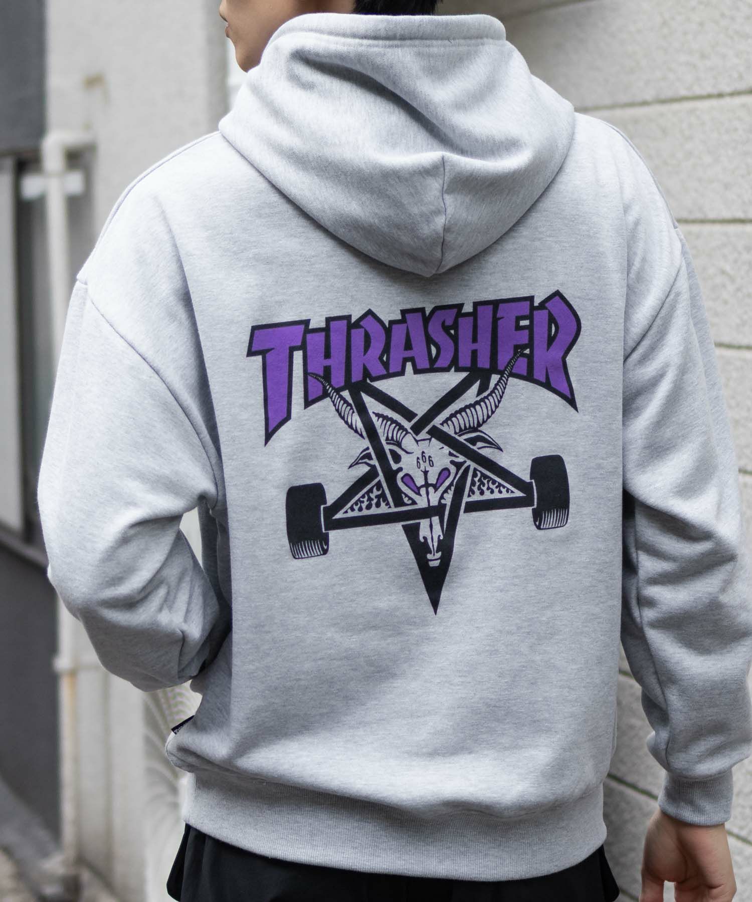 THRASHER スケートロゴフーディー メンズ商品画像-12
