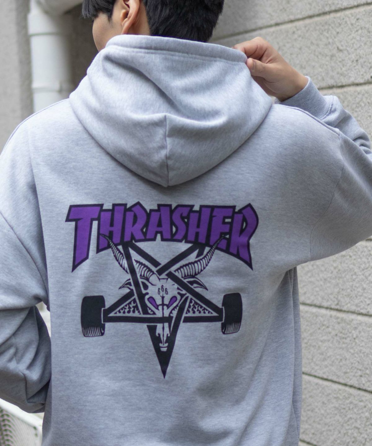 THRASHER スケートロゴフーディー メンズ