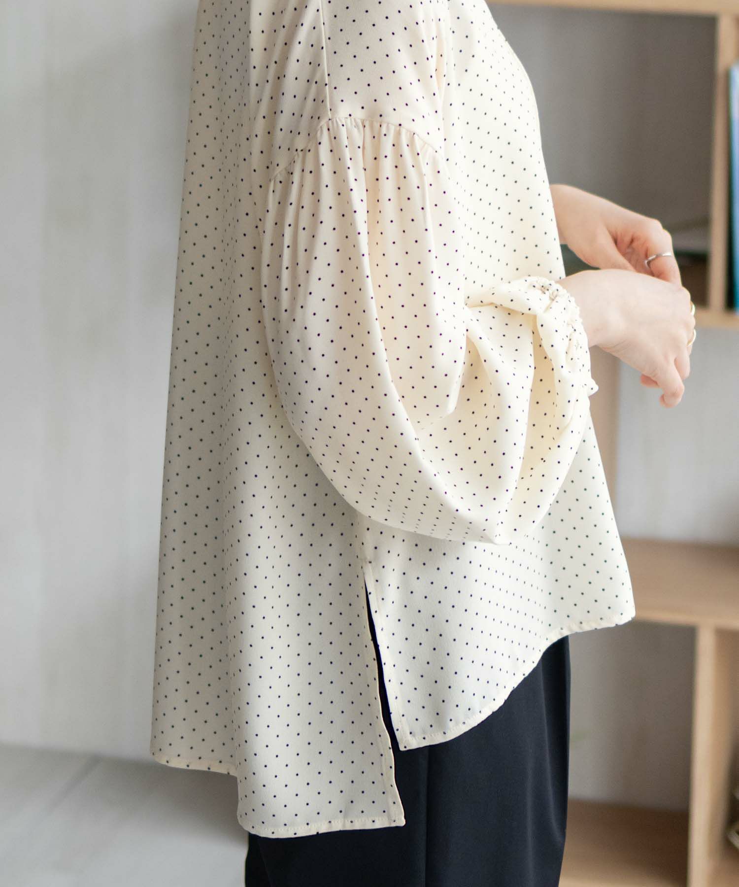 HusHusH  ドット柄ブラウス レディース商品画像-5